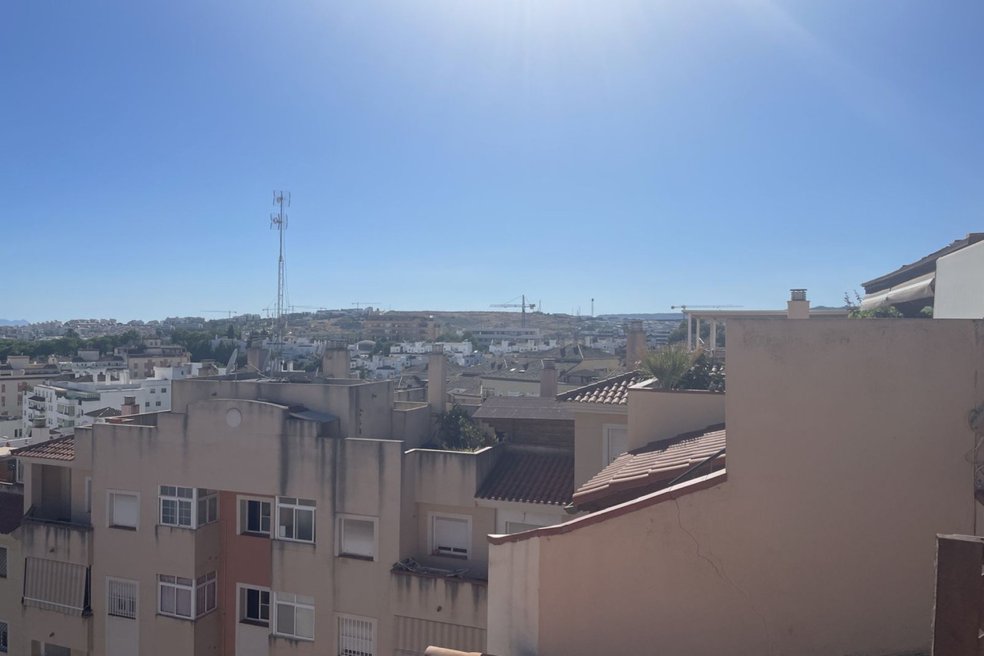 Resale - Apartment - Penthouse - Estepona - Estepona Centro