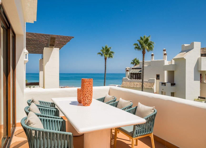 Resale - Apartment - Penthouse - Estepona - Estepona Centro