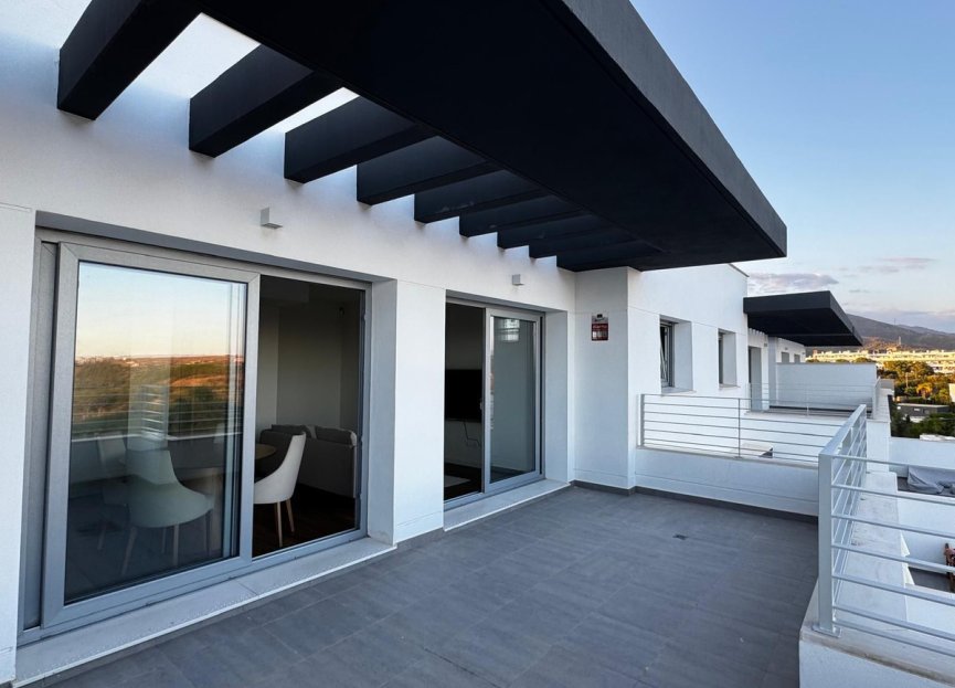 Resale - Apartment - Penthouse - Estepona - Estepona Centro