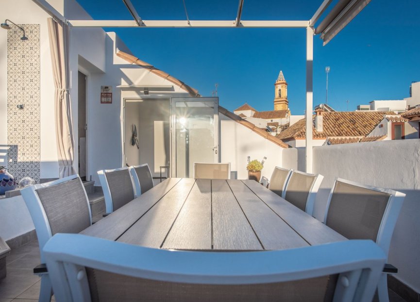 Resale - Apartment - Penthouse - Estepona - Estepona Centro
