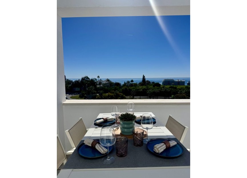 Resale - Apartment - Penthouse - Estepona - Estepona Centro