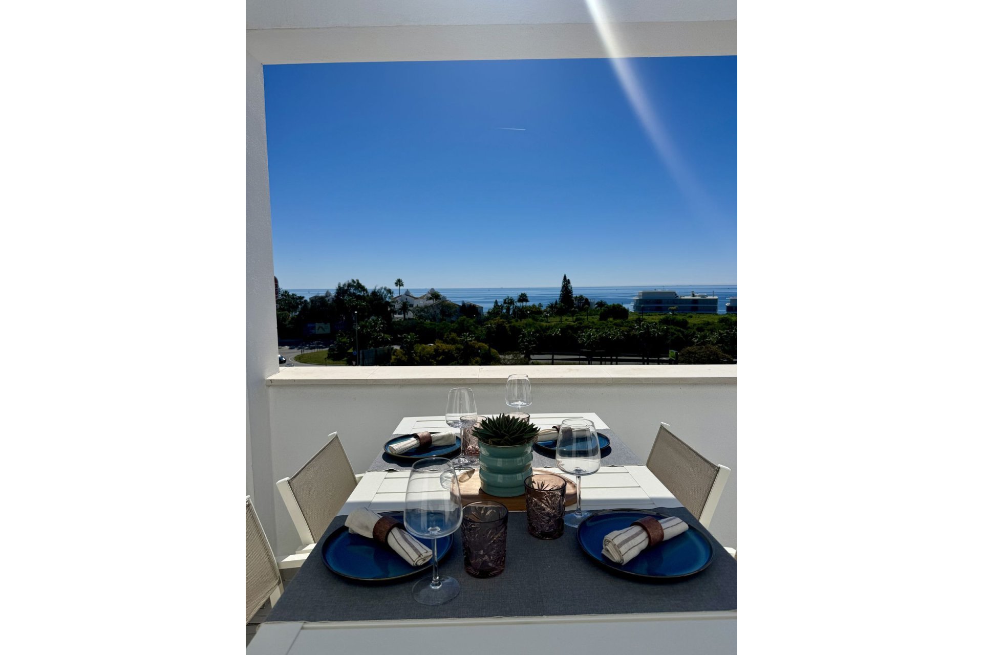 Resale - Apartment - Penthouse - Estepona - Estepona Centro