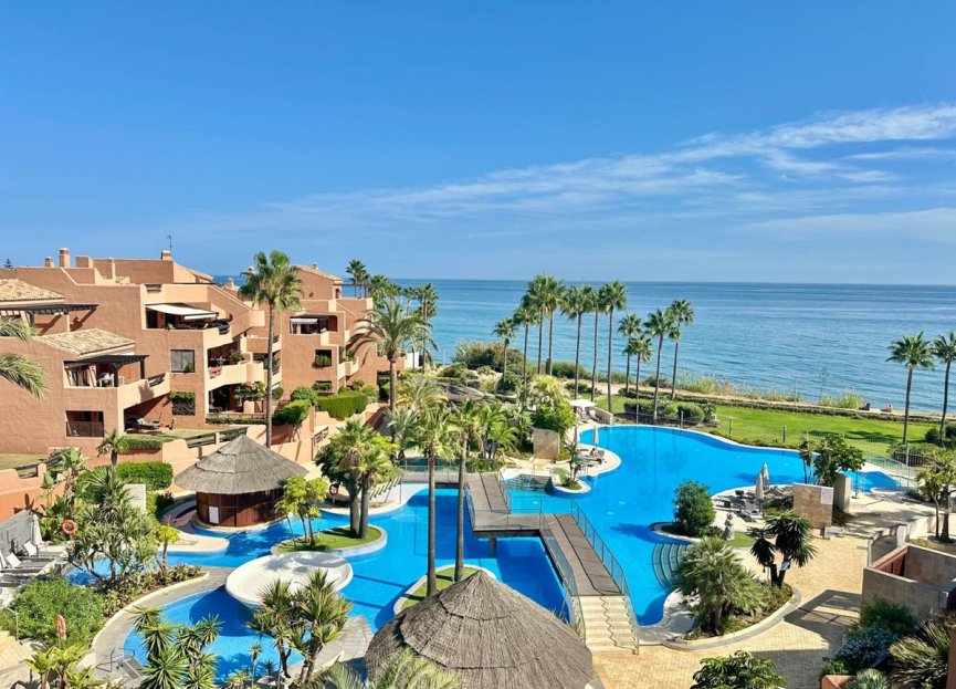 Resale - Apartment - Penthouse - Estepona - Estepona Centro