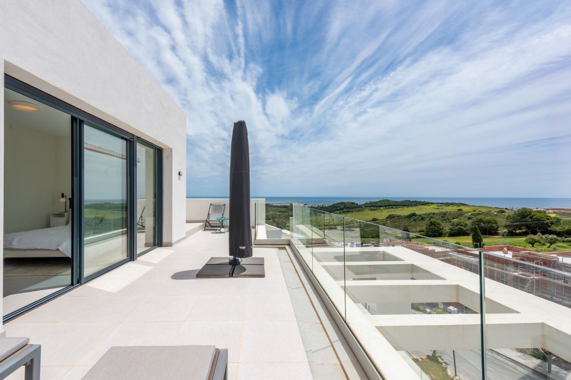 Resale - Apartment - Penthouse - Estepona - Estepona Centro