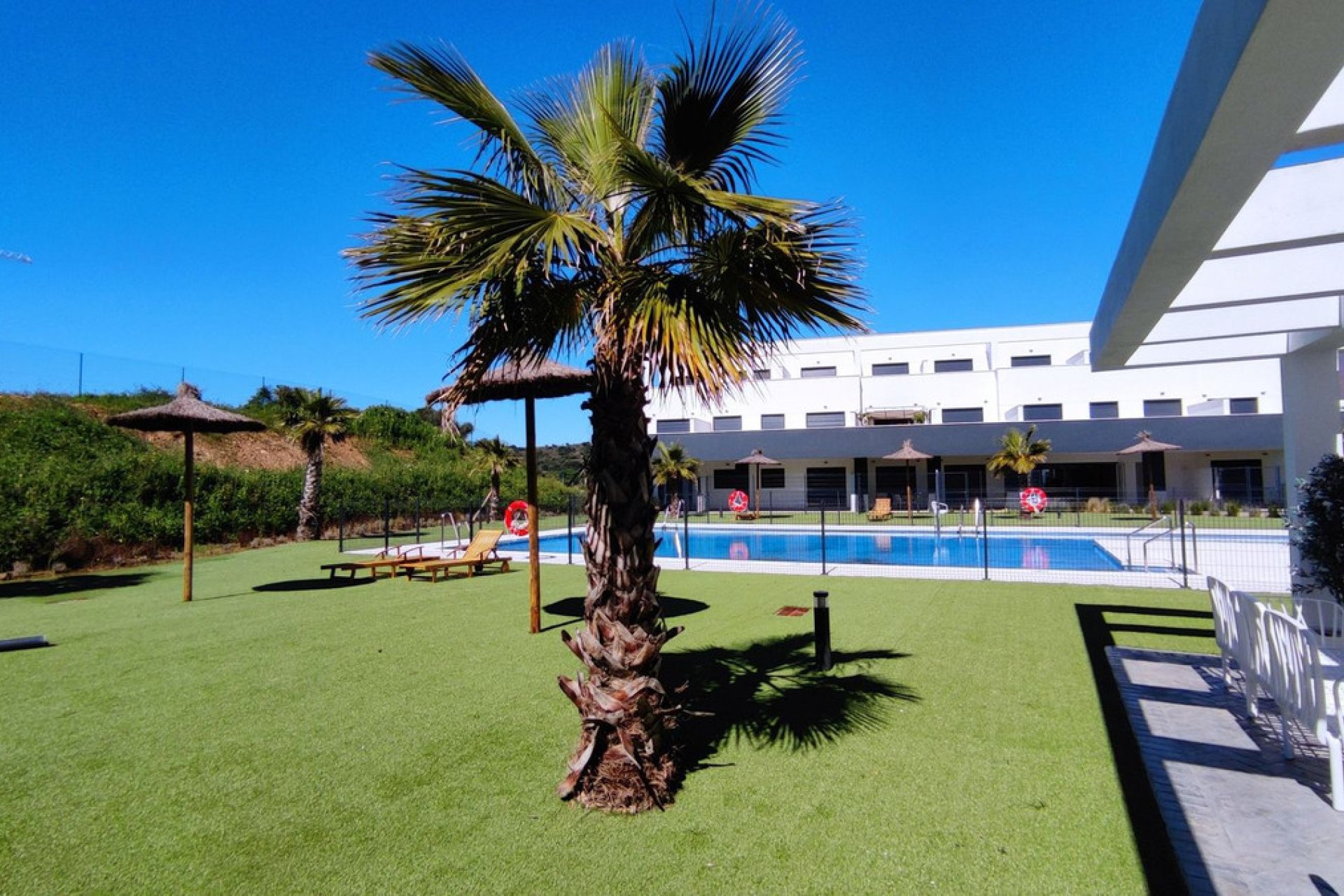 Resale - Apartment - Penthouse - Estepona - Estepona Centro