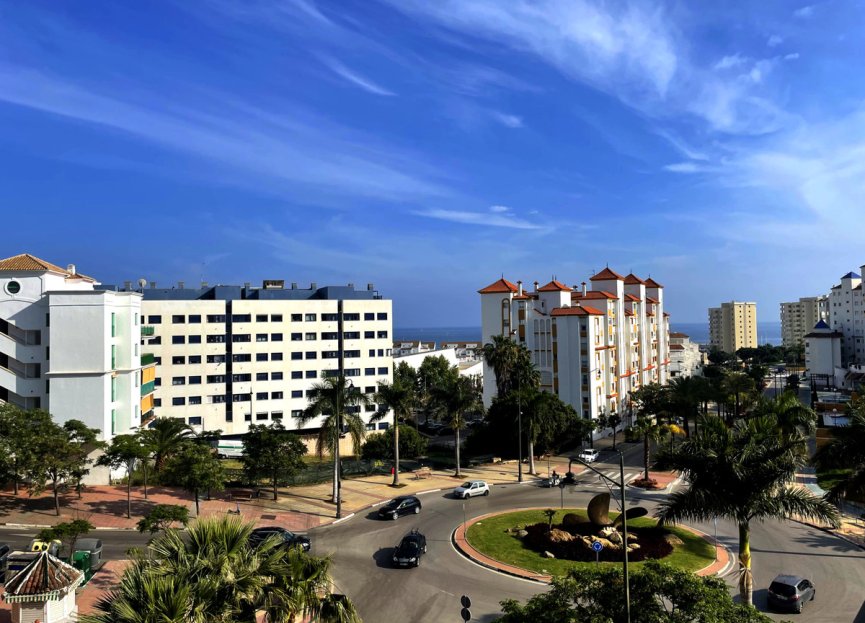 Resale - Apartment - Penthouse - Estepona - Estepona Centro