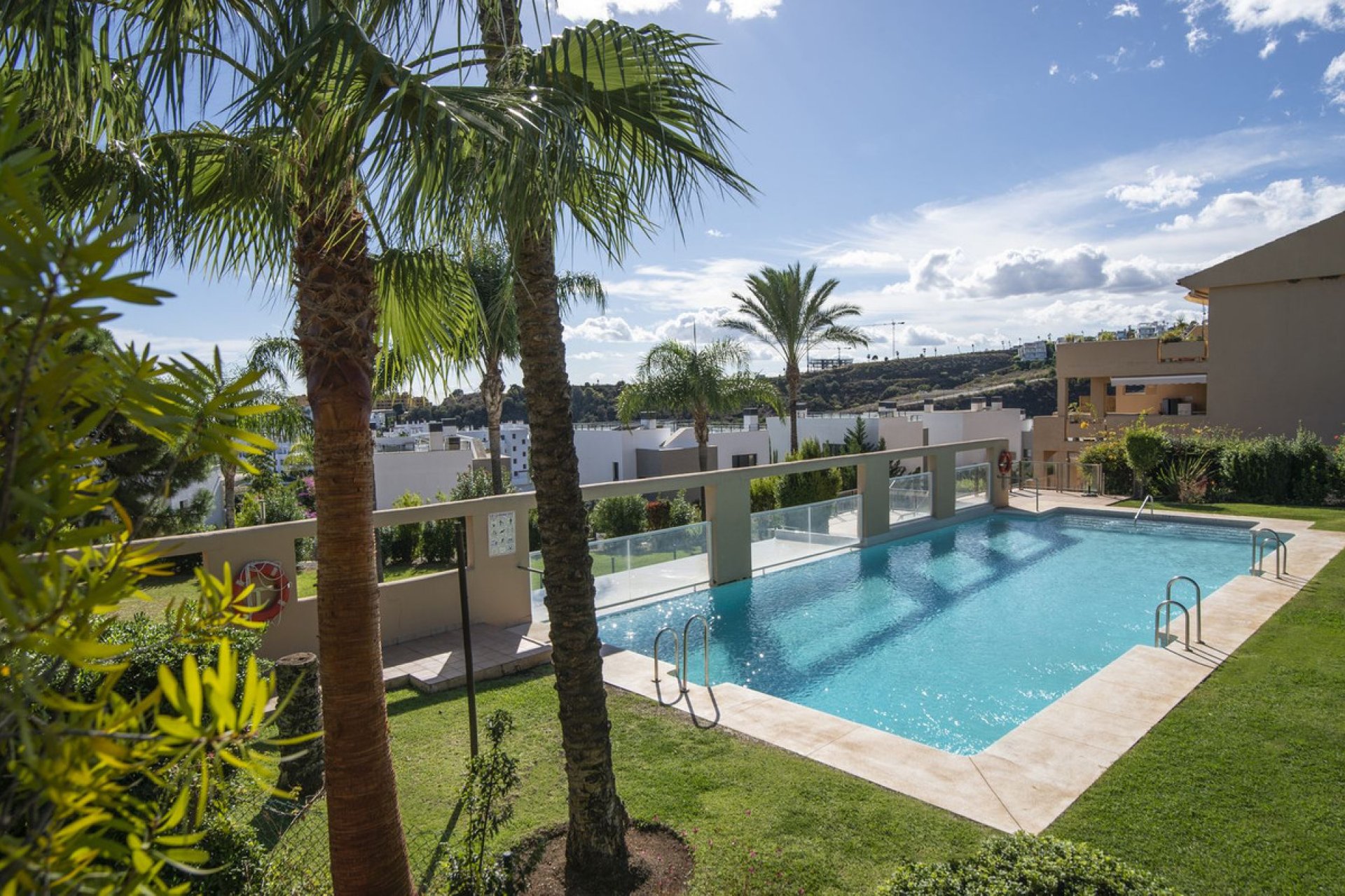 Resale - Apartment - Penthouse - Estepona - Estepona Centro