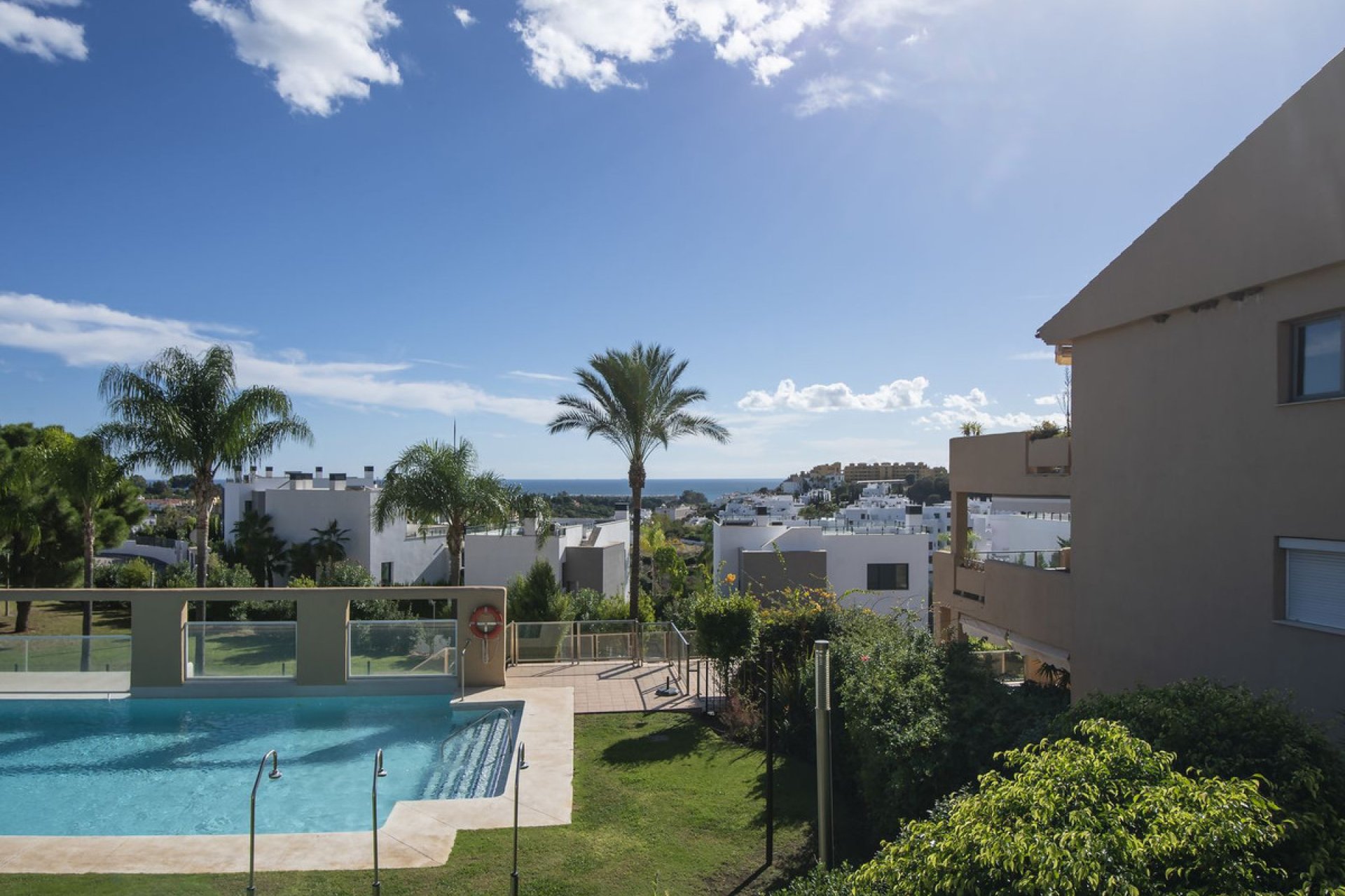 Resale - Apartment - Penthouse - Estepona - Estepona Centro