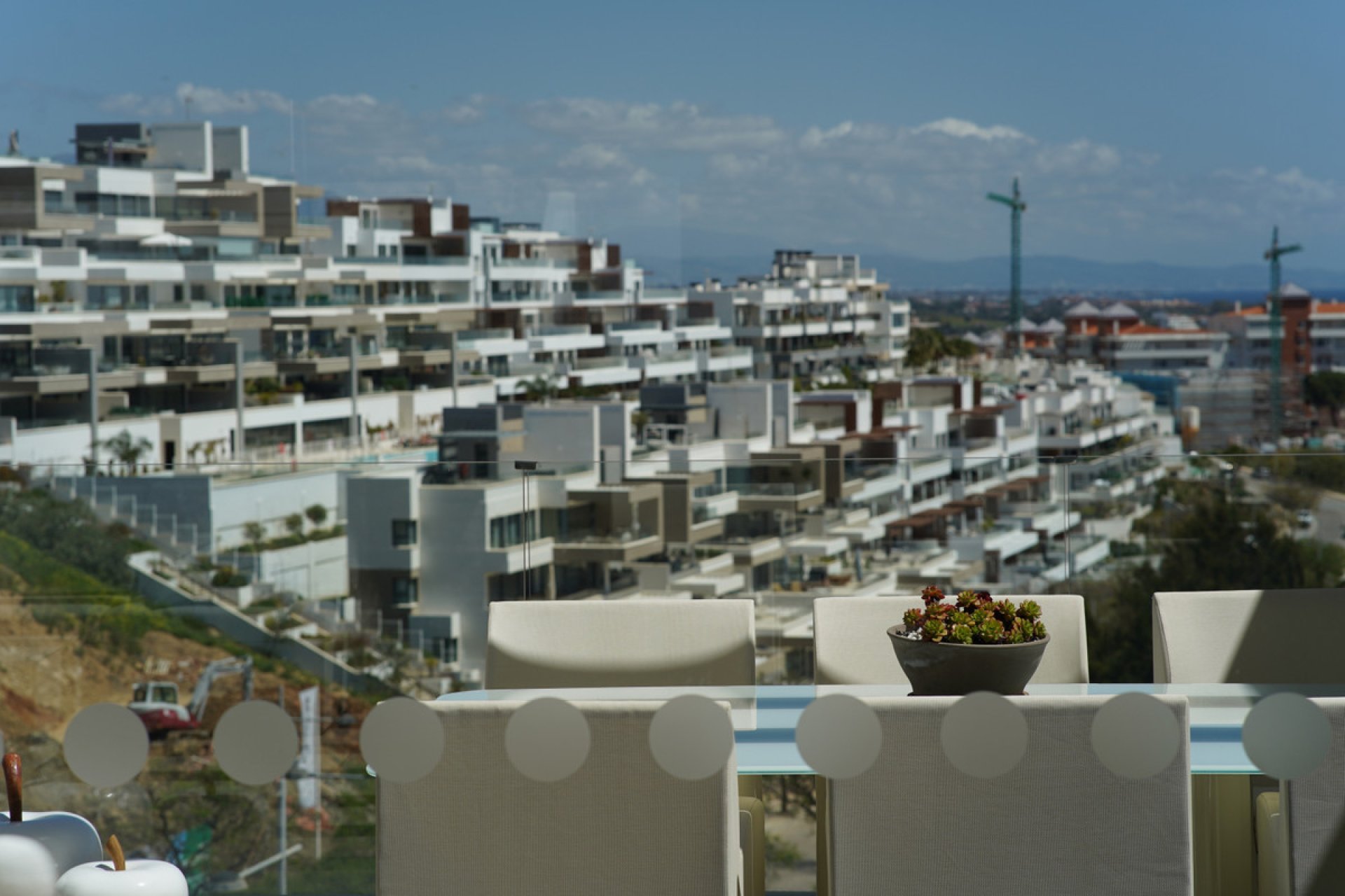 Resale - Apartment - Penthouse - Estepona - Estepona Centro