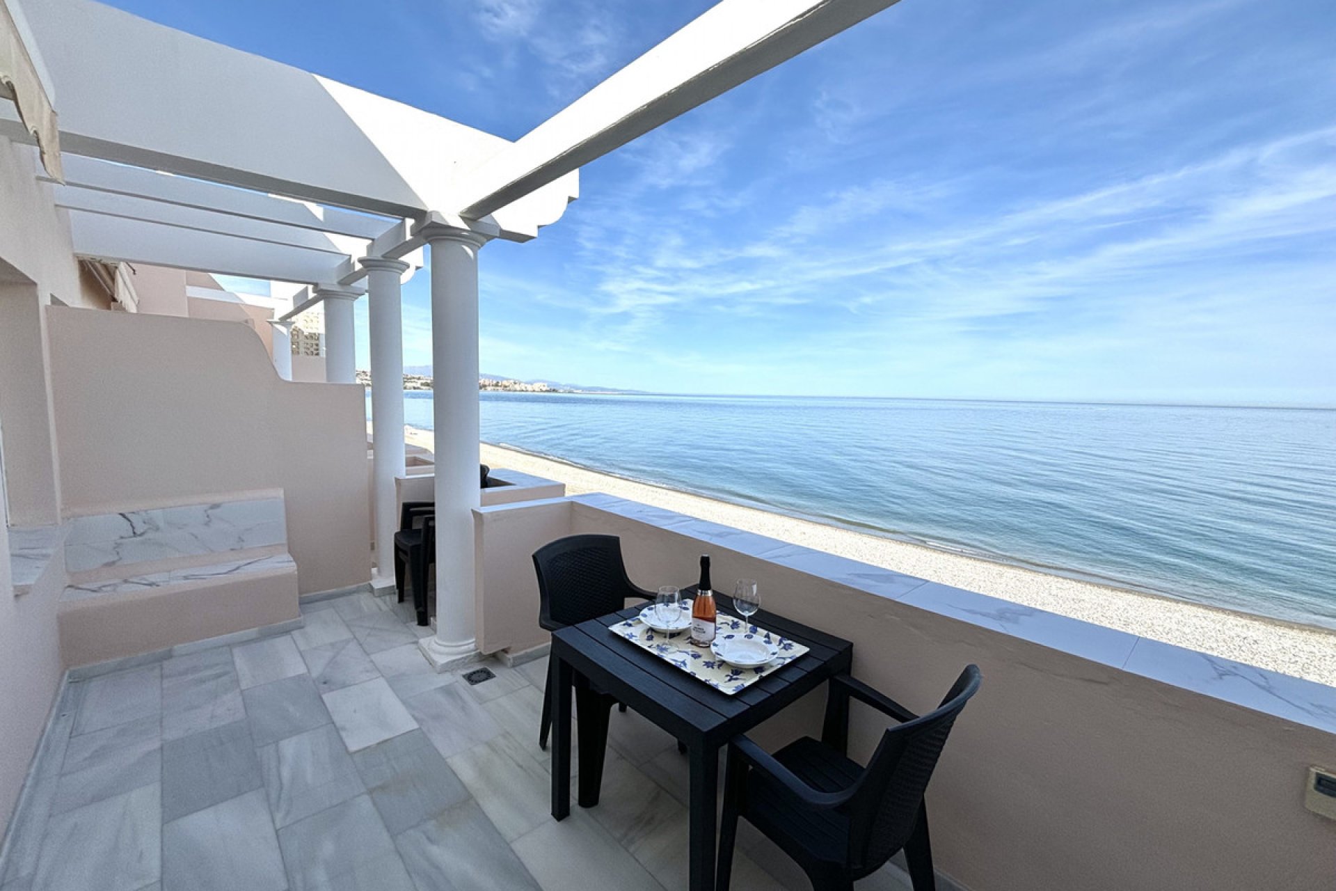 Resale - Apartment - Penthouse - Estepona - Estepona Centro