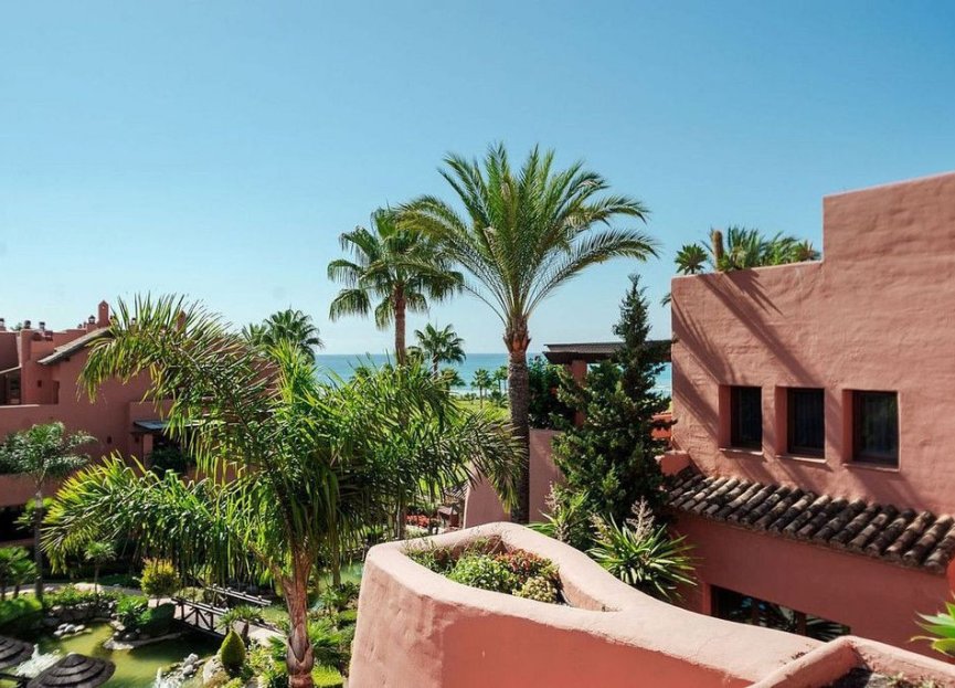 Resale - Apartment - Penthouse - Estepona - Estepona Centro