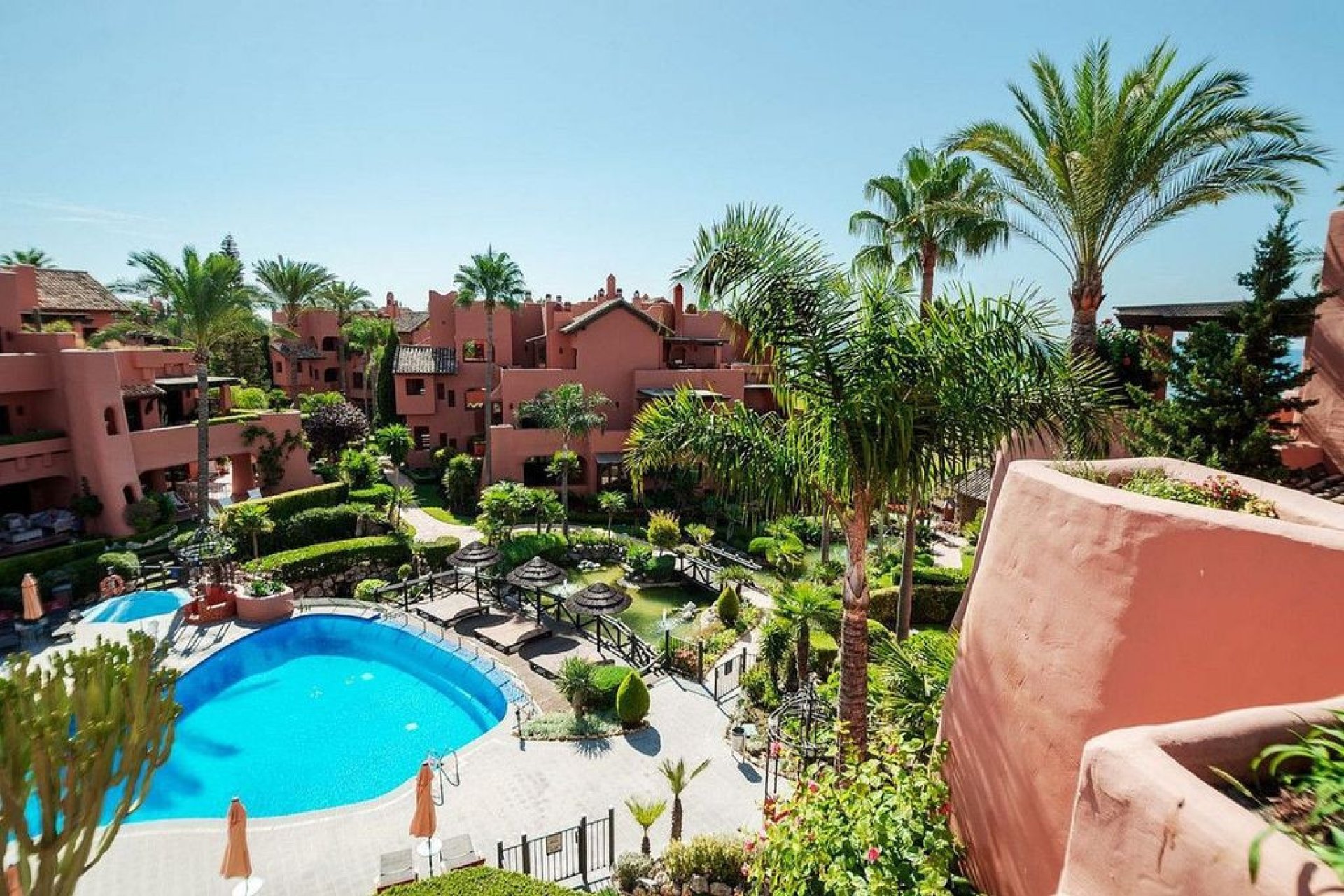 Resale - Apartment - Penthouse - Estepona - Estepona Centro