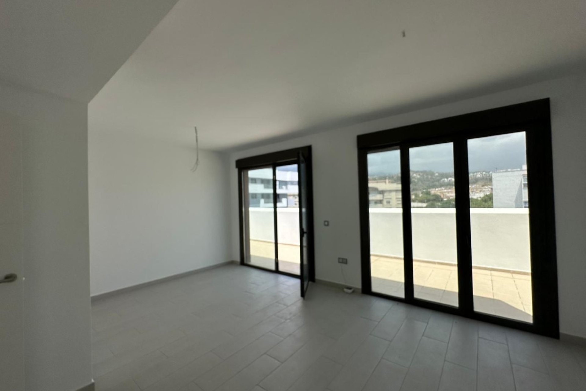 Resale - Apartment - Penthouse - Estepona - Estepona Centro