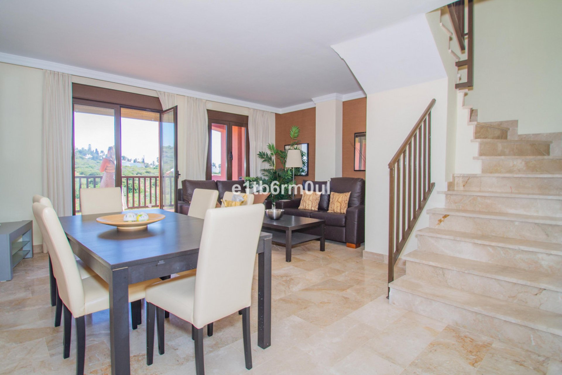 Resale - Apartment - Penthouse - Estepona - Estepona Centro