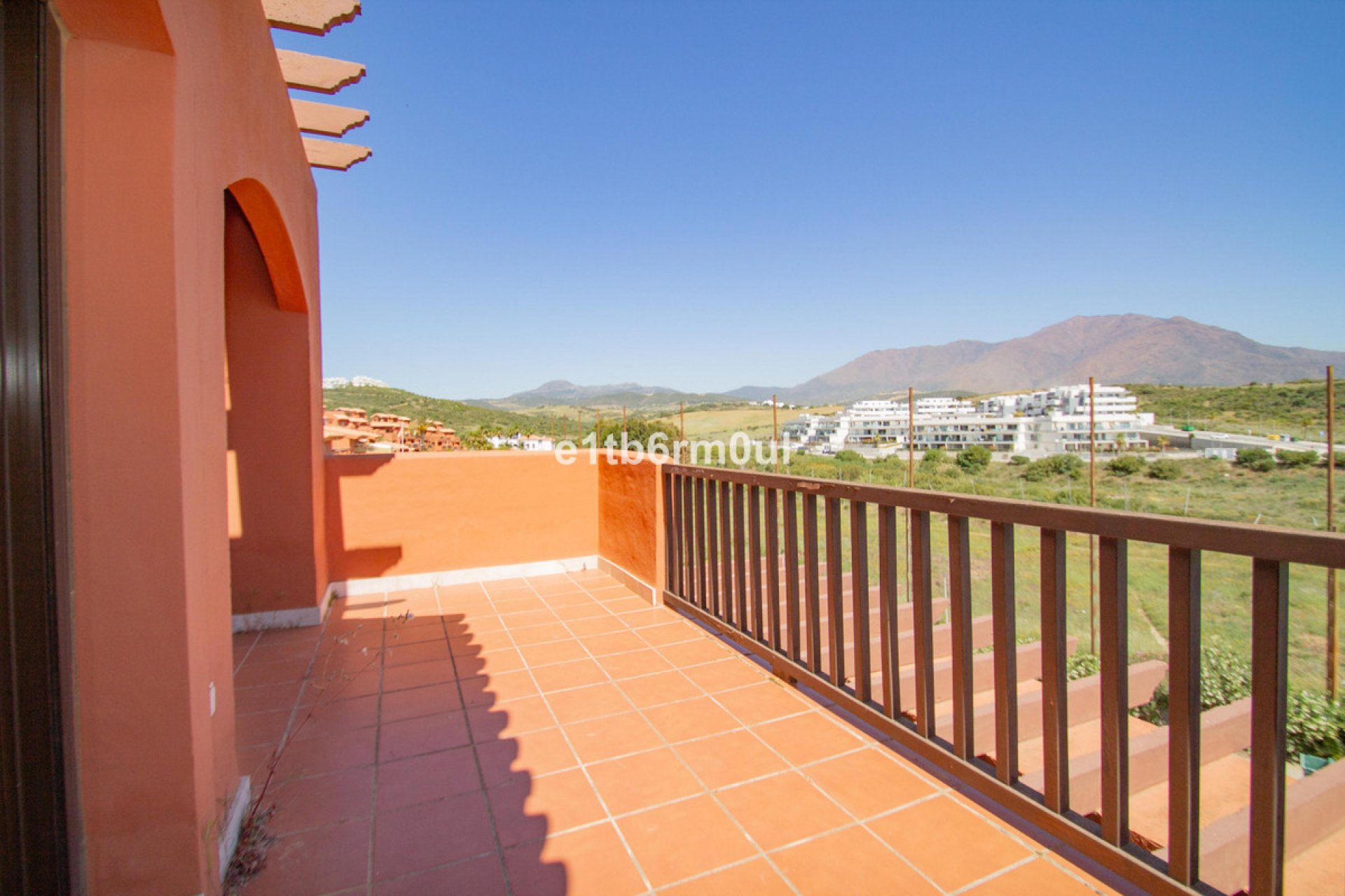 Resale - Apartment - Penthouse - Estepona - Estepona Centro