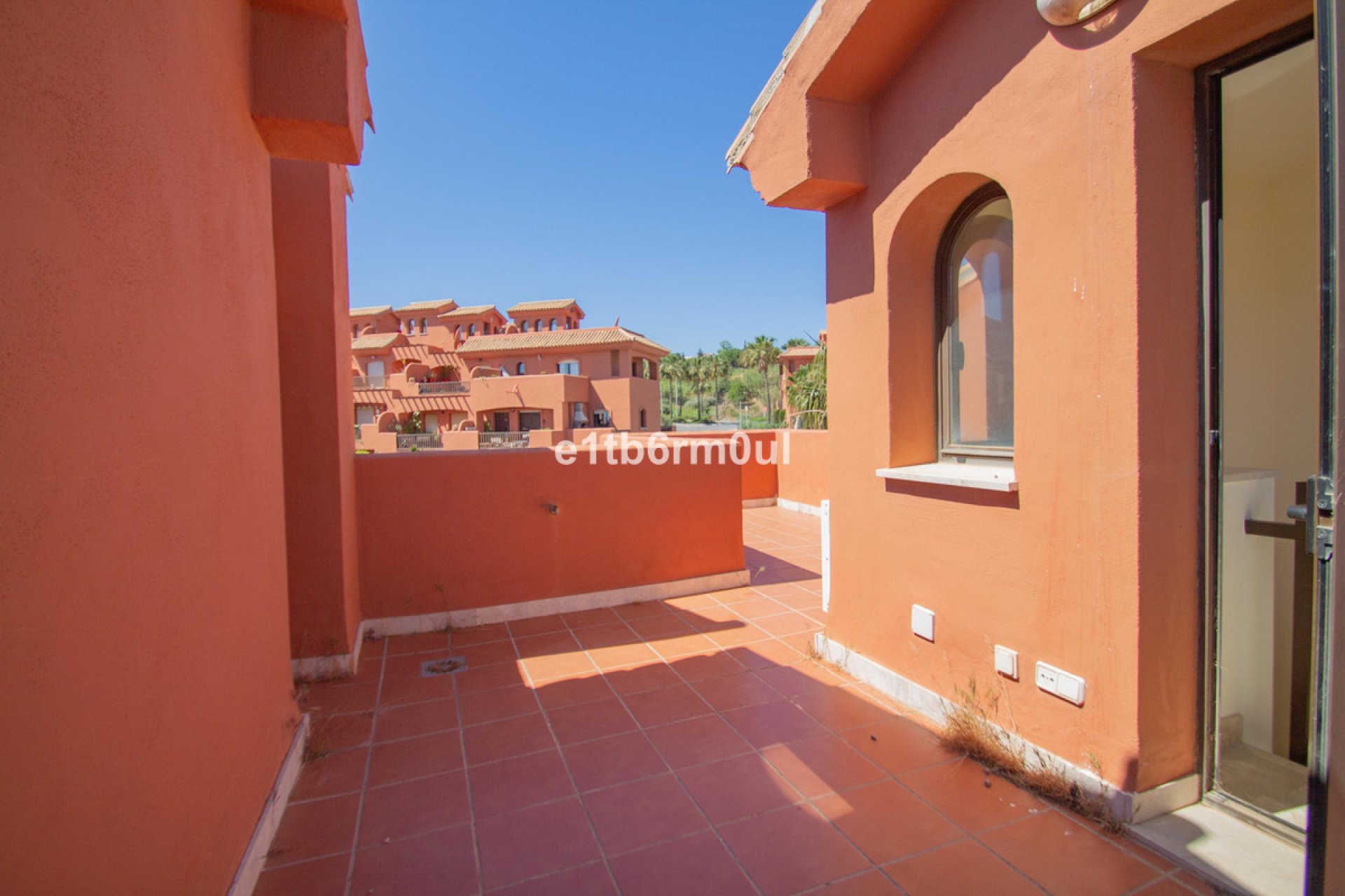 Resale - Apartment - Penthouse - Estepona - Estepona Centro