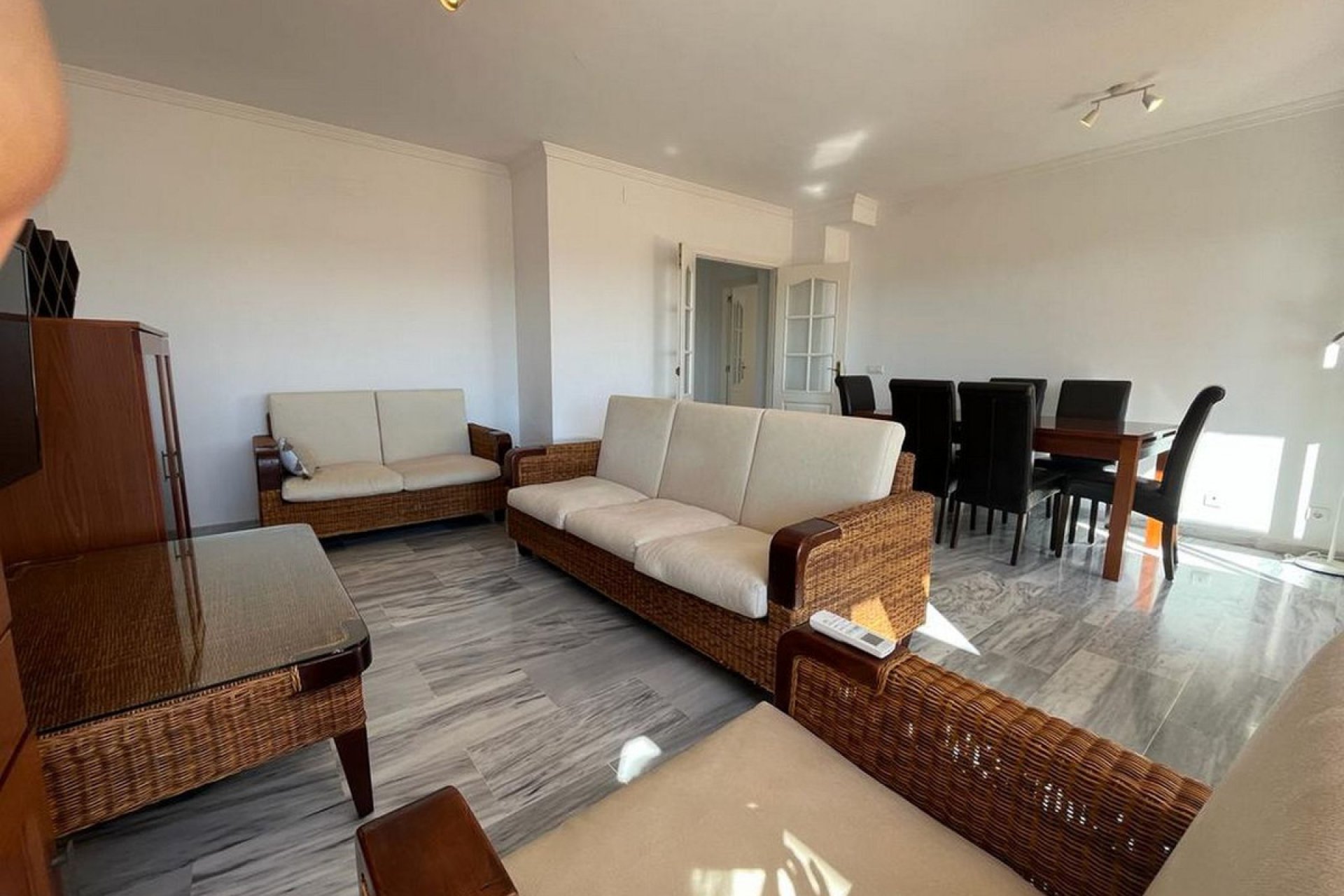 Resale - Apartment - Penthouse - Estepona - Estepona Centro