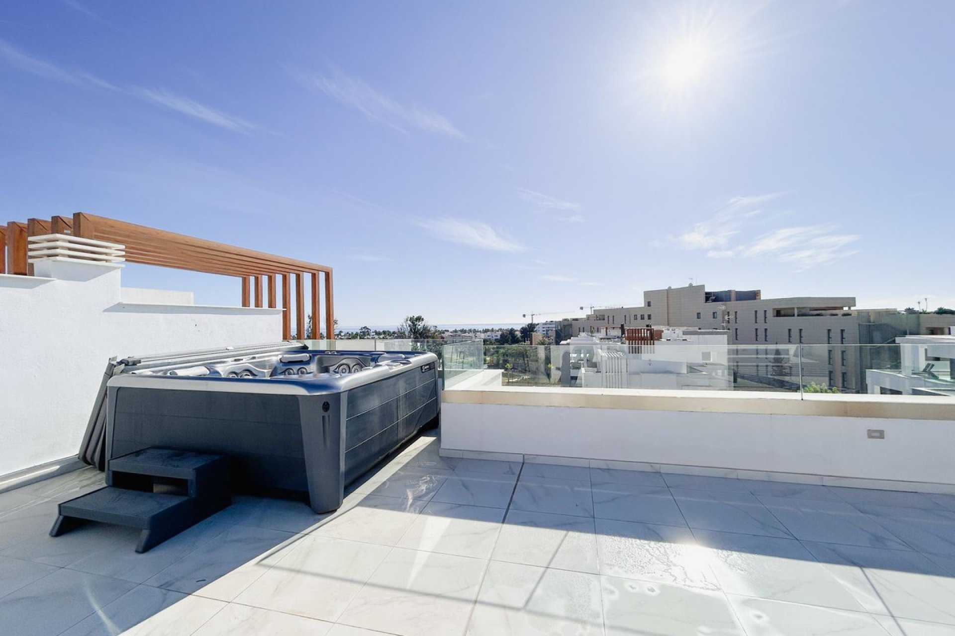 Resale - Apartment - Penthouse - Estepona - Estepona Centro