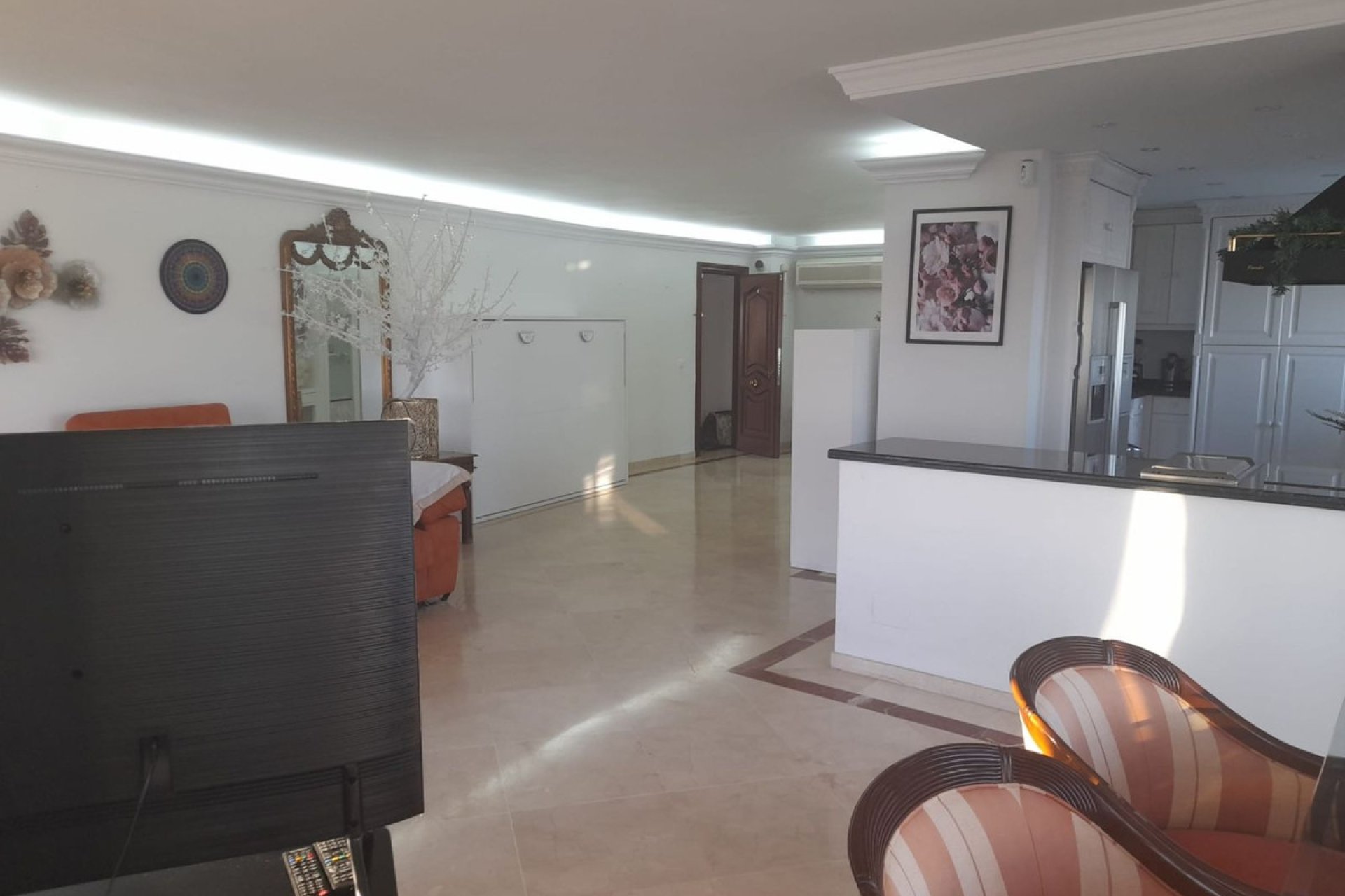 Resale - Apartment - Penthouse - Estepona - Estepona Centro