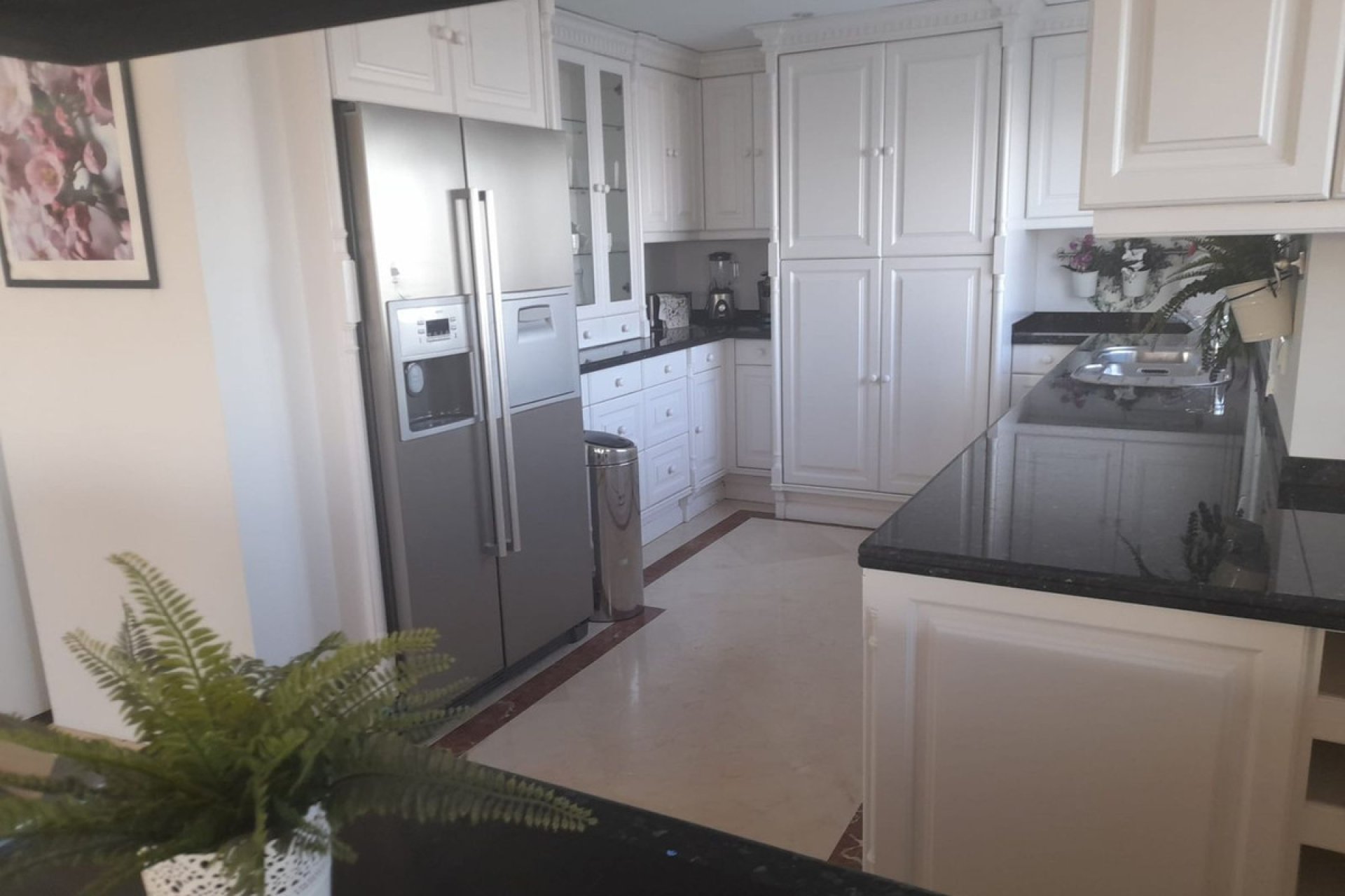 Resale - Apartment - Penthouse - Estepona - Estepona Centro