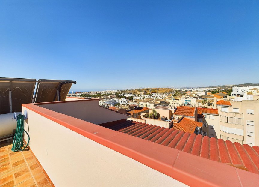 Resale - Apartment - Penthouse - Estepona - Estepona Centro