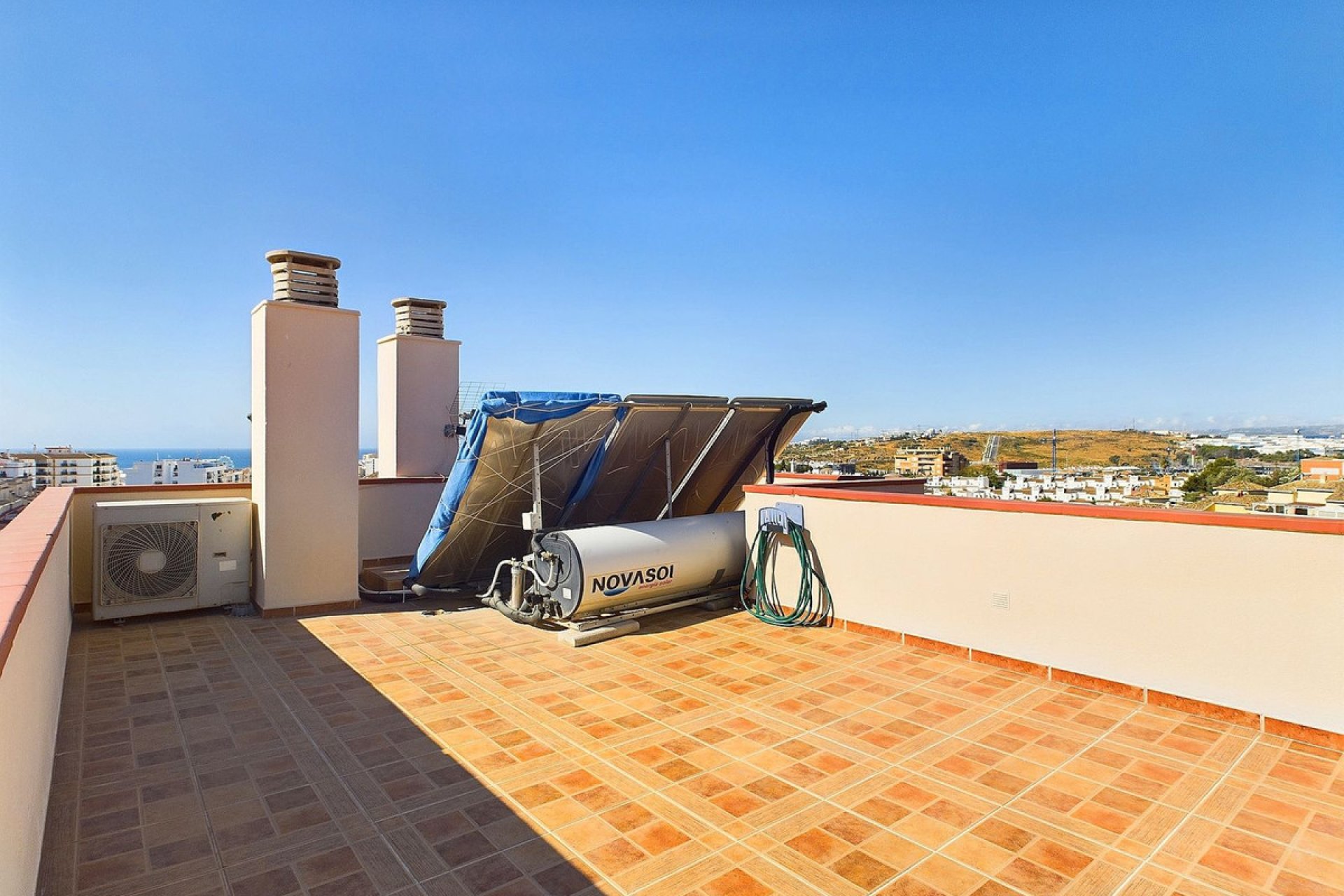 Resale - Apartment - Penthouse - Estepona - Estepona Centro