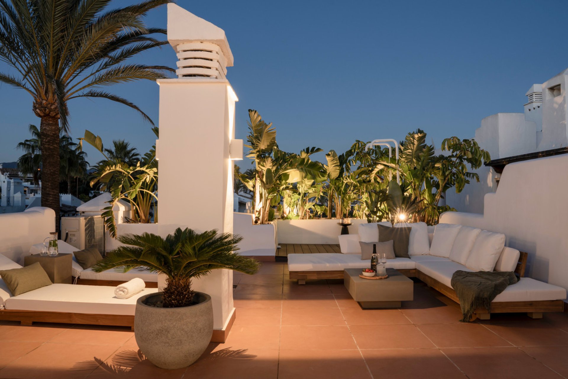 Resale - Apartment - Penthouse - Estepona - Estepona Centro