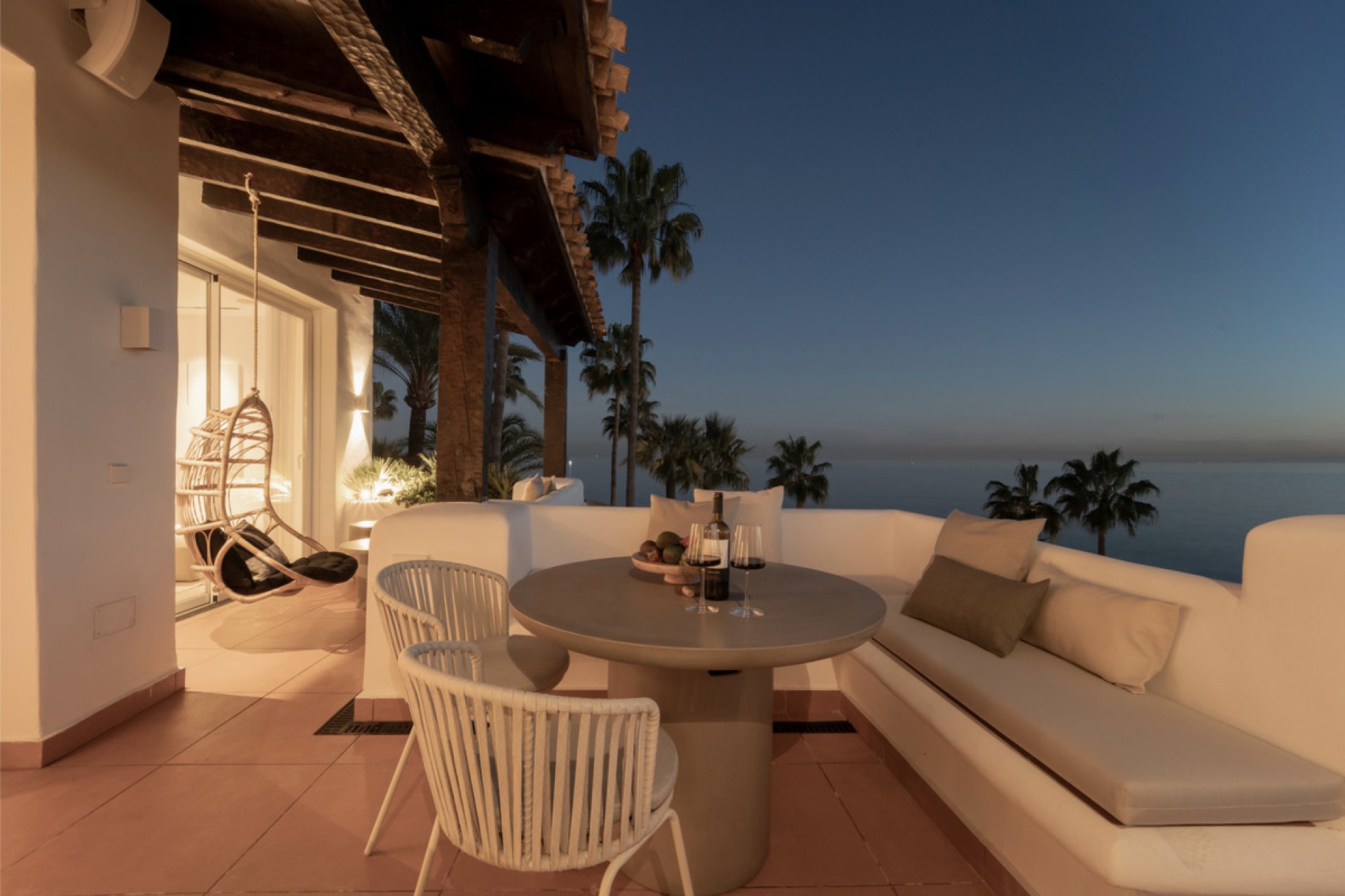 Resale - Apartment - Penthouse - Estepona - Estepona Centro