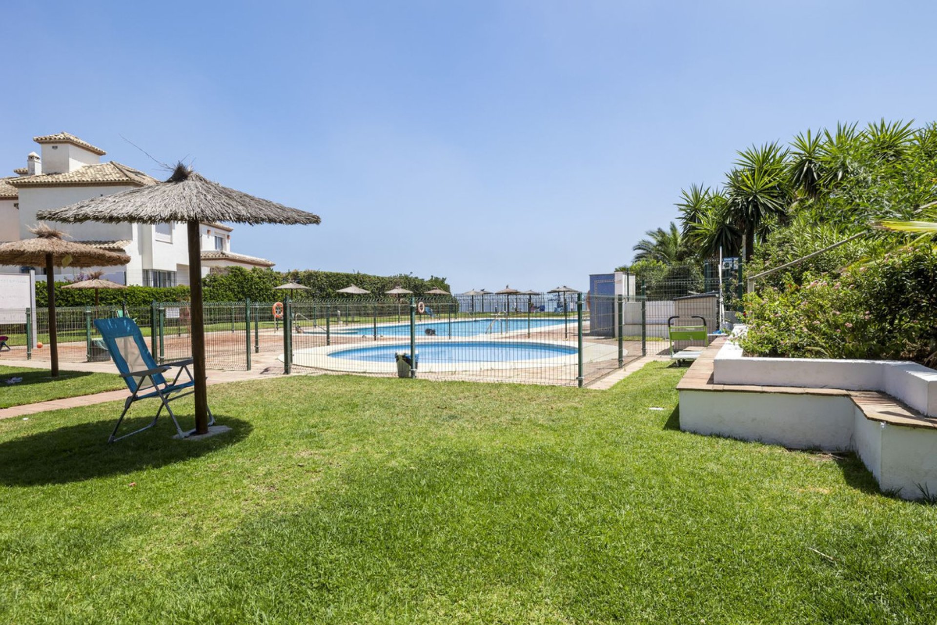 Resale - Apartment - Penthouse - Estepona - Estepona Centro