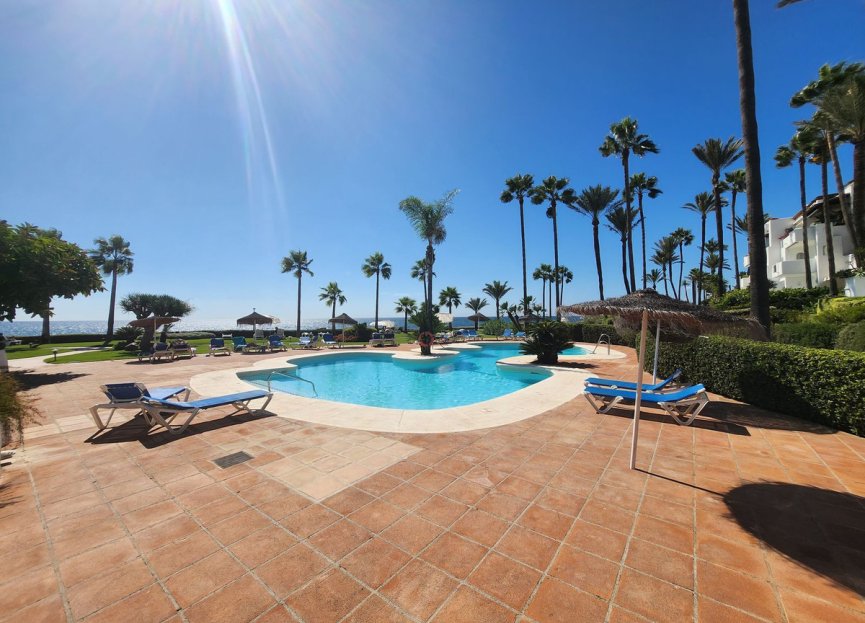 Resale - Apartment - Penthouse - Estepona - Estepona Centro