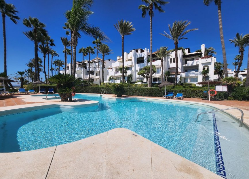 Resale - Apartment - Penthouse - Estepona - Estepona Centro