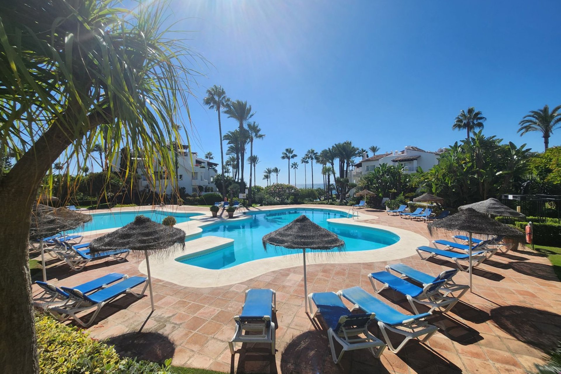 Resale - Apartment - Penthouse - Estepona - Estepona Centro