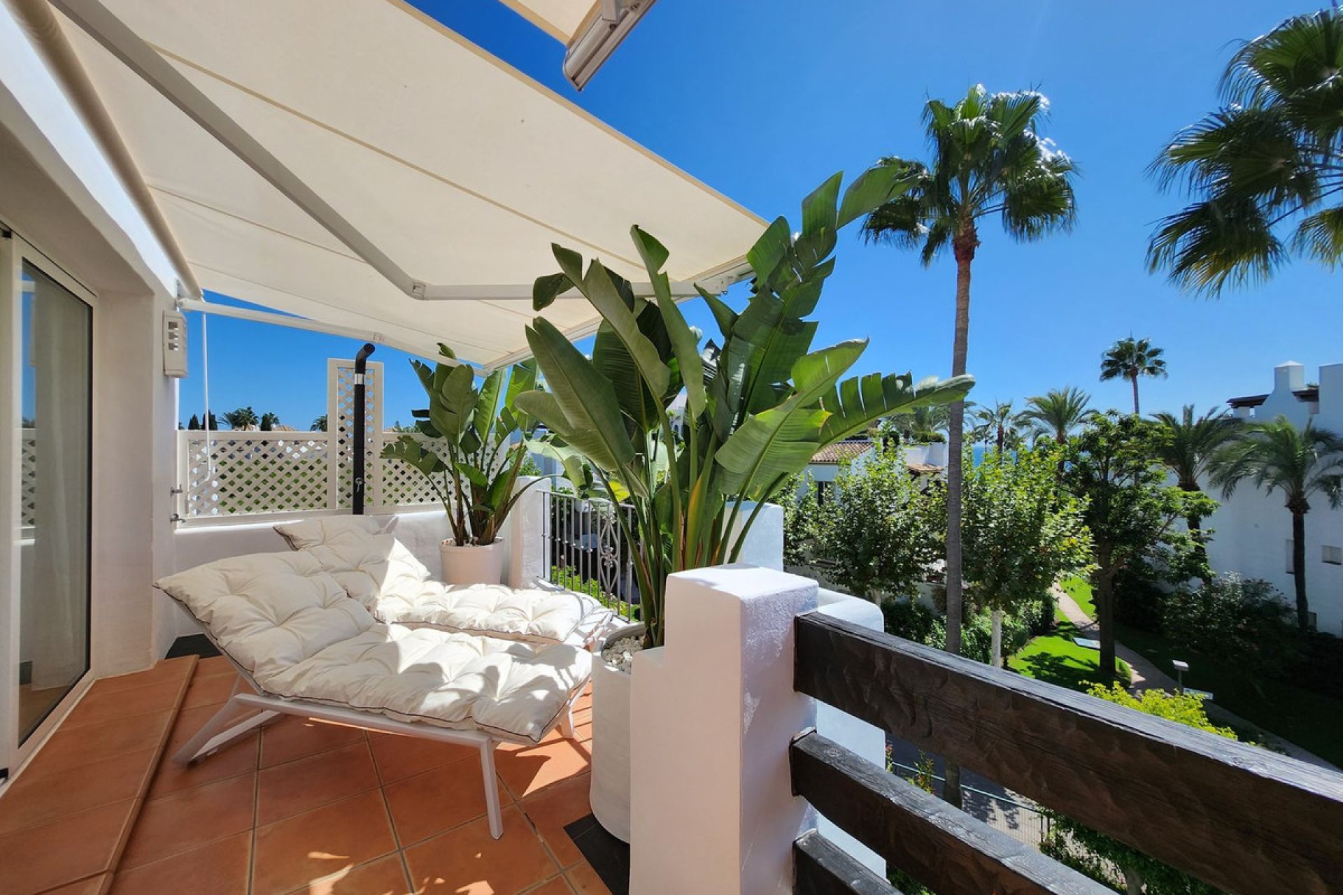 Resale - Apartment - Penthouse - Estepona - Estepona Centro