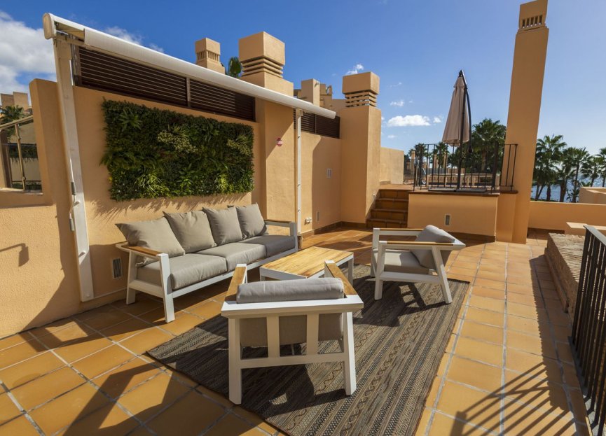 Resale - Apartment - Penthouse - Estepona - Estepona Centro