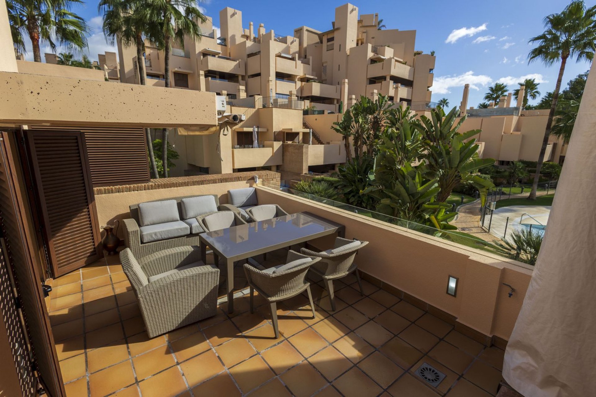 Resale - Apartment - Penthouse - Estepona - Estepona Centro