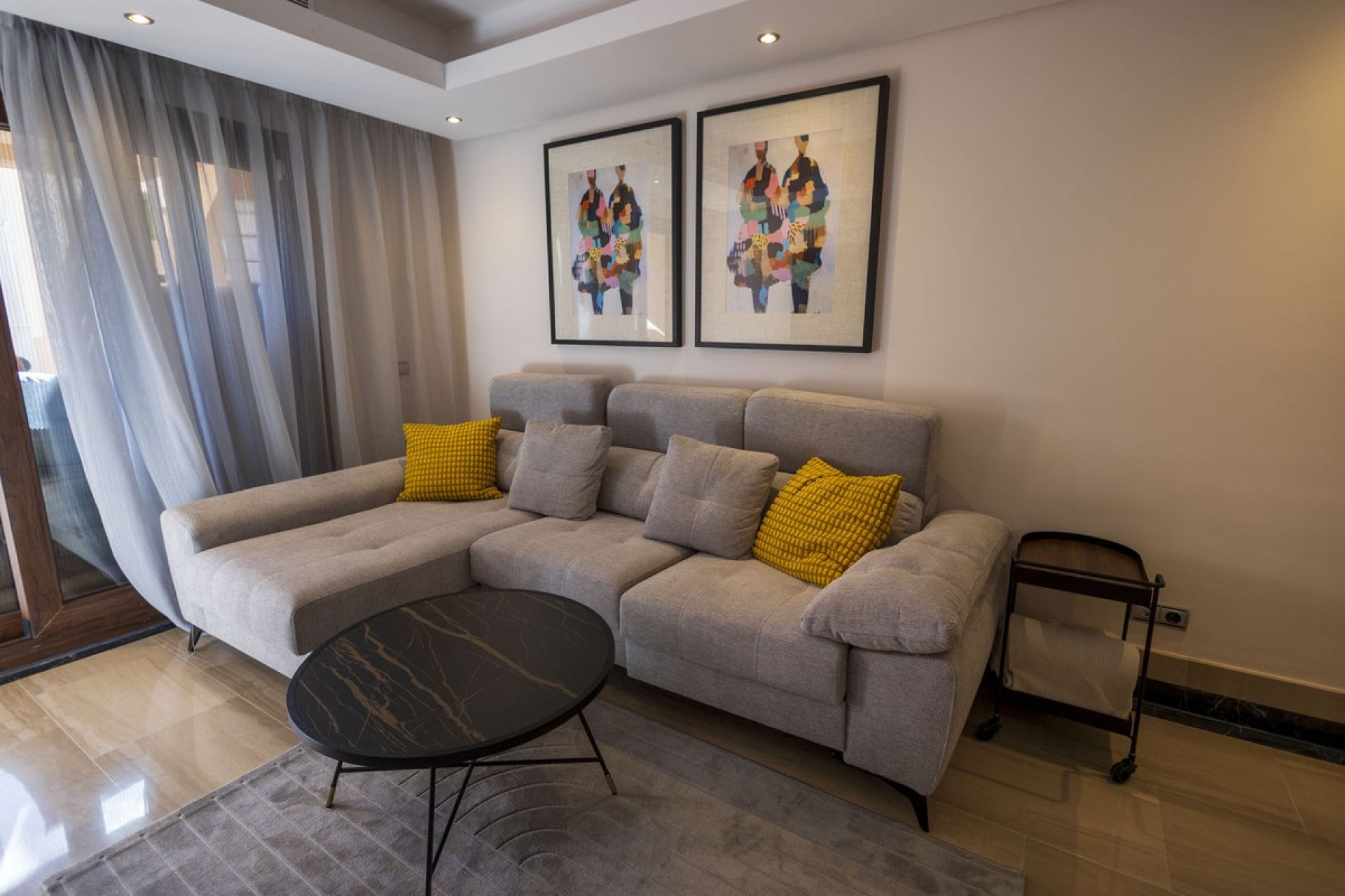 Resale - Apartment - Penthouse - Estepona - Estepona Centro