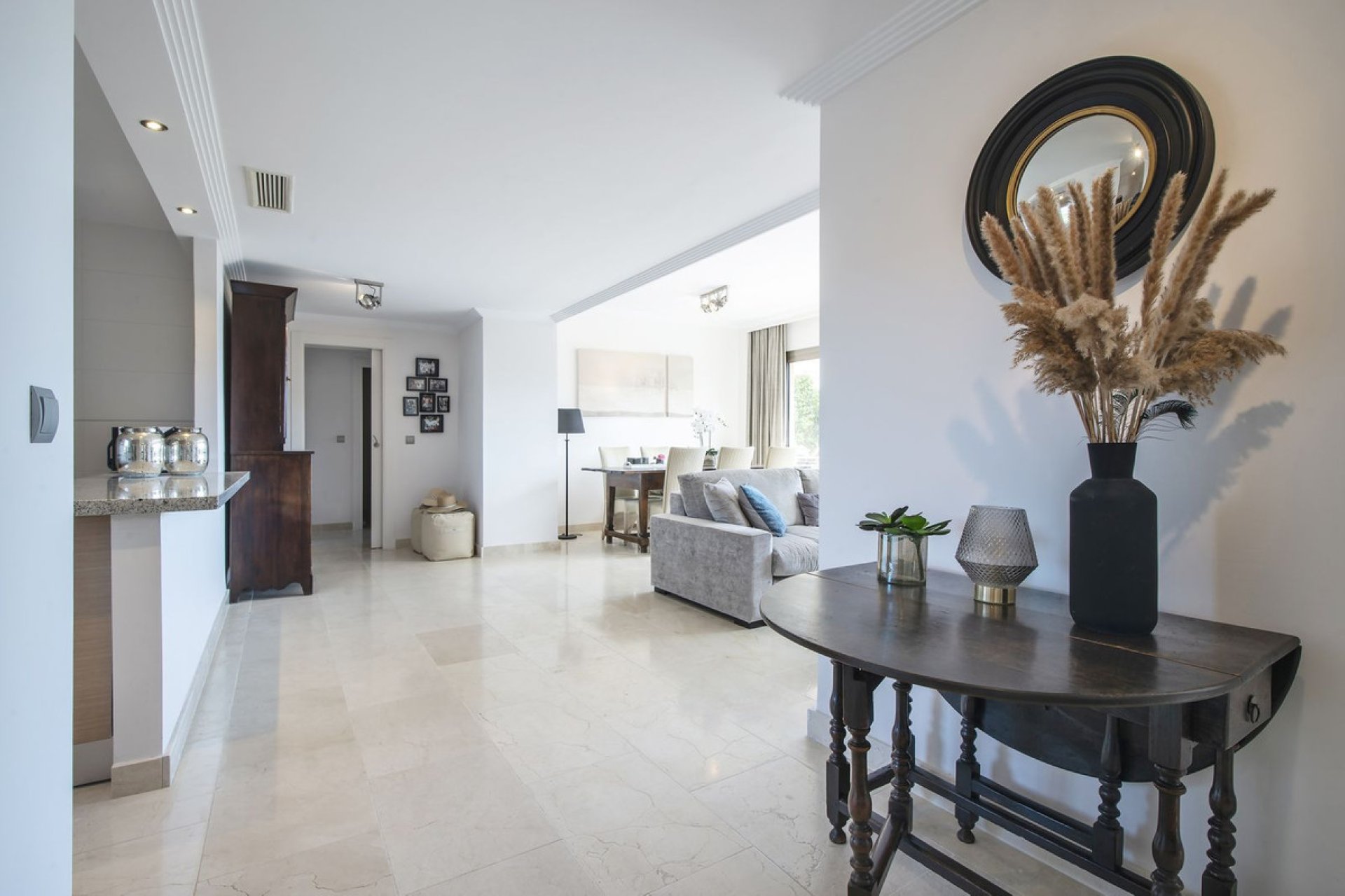 Resale - Apartment - Penthouse - Estepona - Estepona Centro