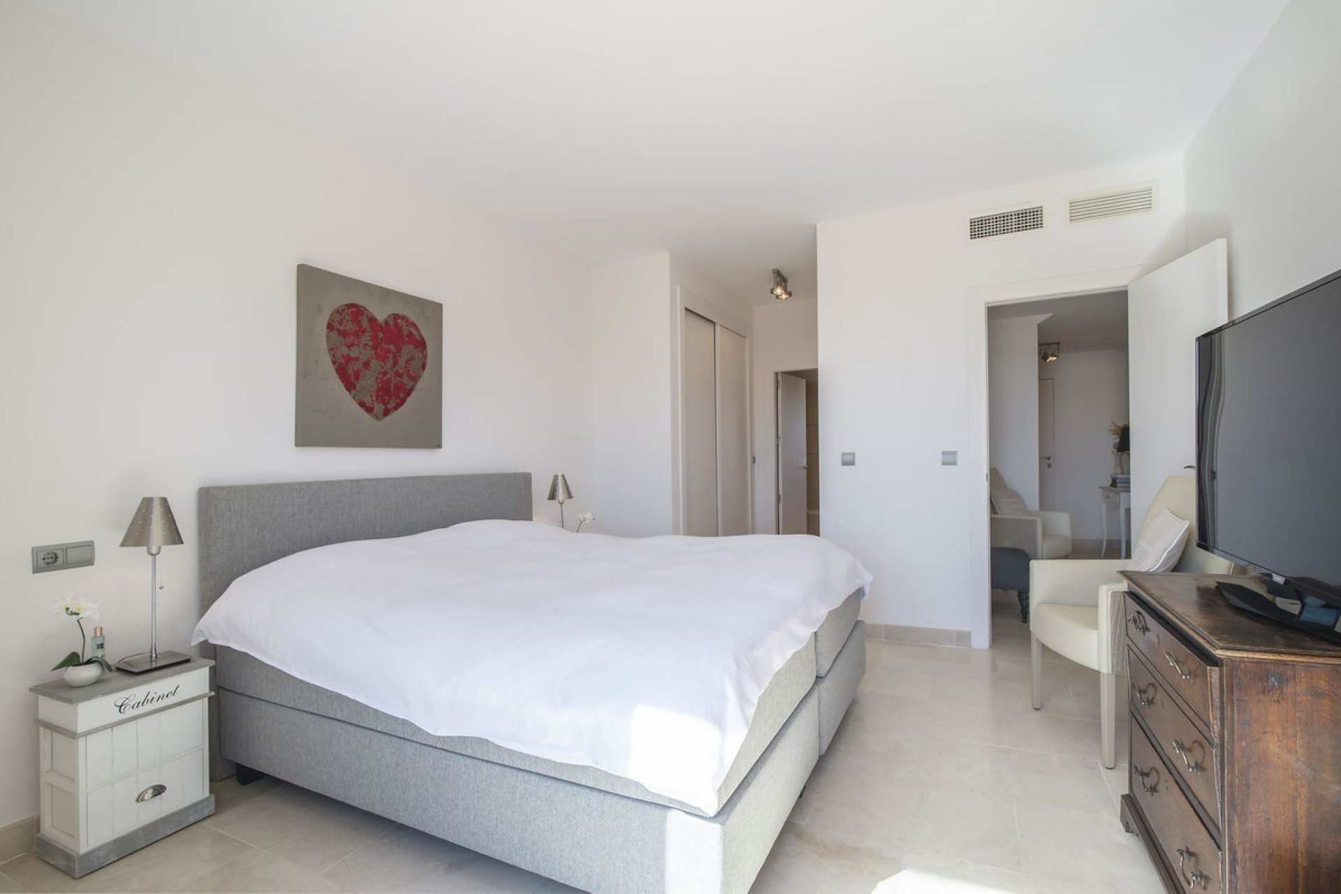 Resale - Apartment - Penthouse - Estepona - Estepona Centro