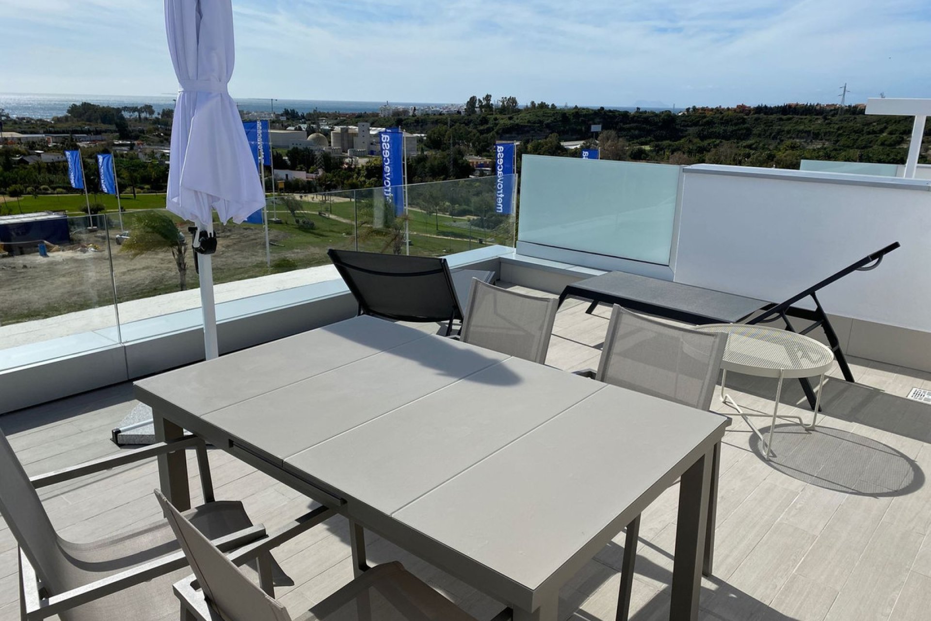 Resale - Apartment - Penthouse - Estepona - Estepona Centro