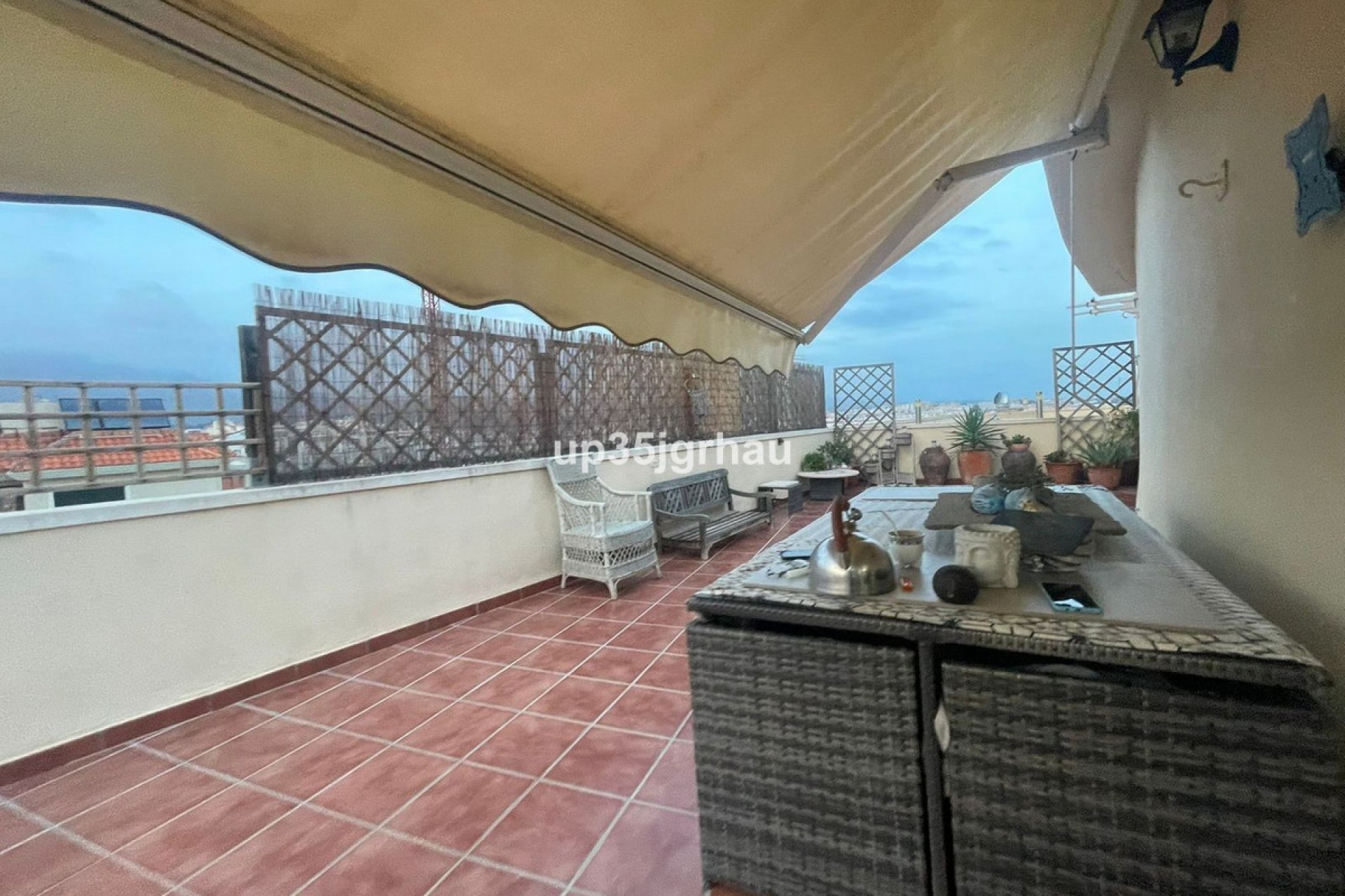 Resale - Apartment - Penthouse - Estepona - Estepona Centro