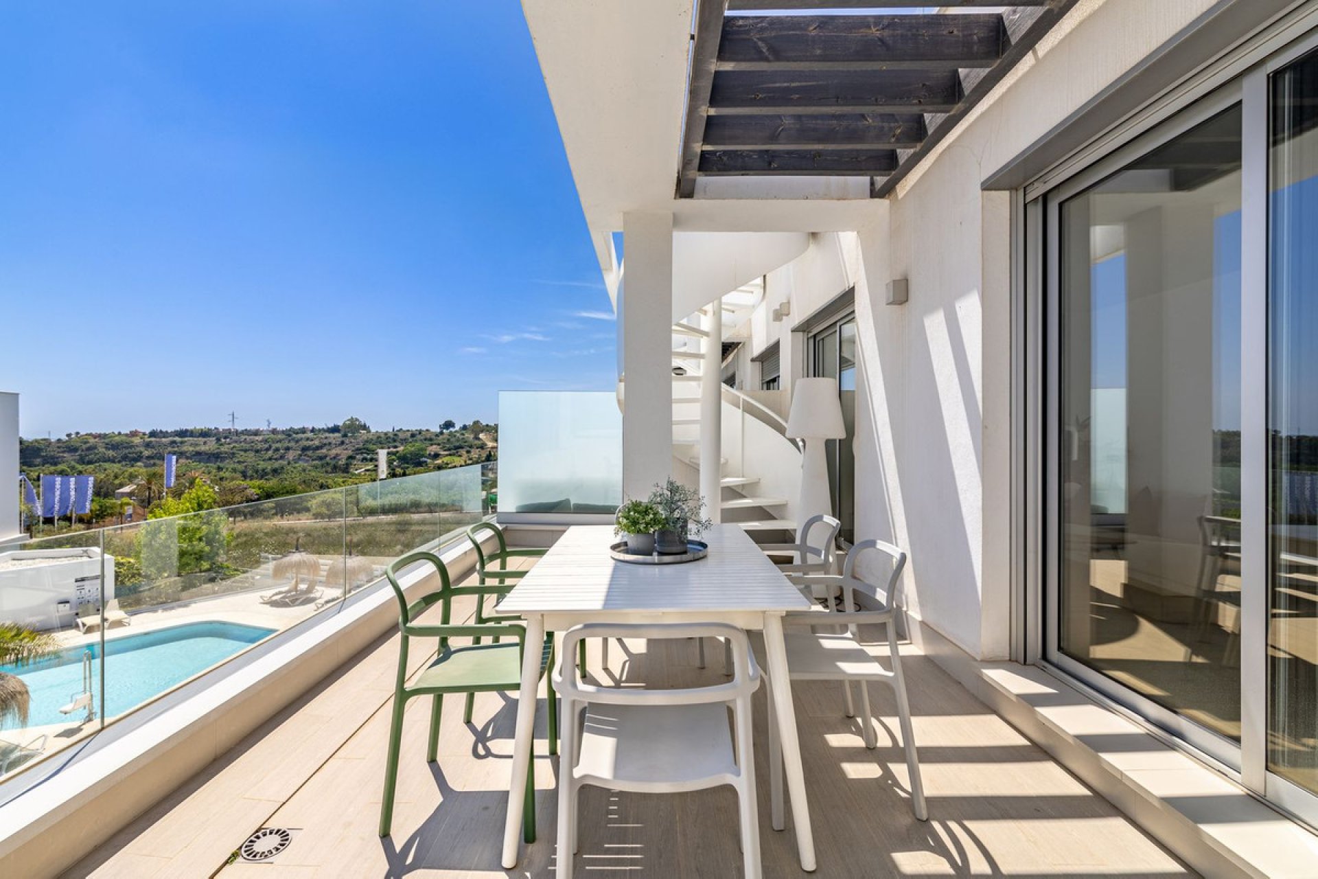 Resale - Apartment - Penthouse - Estepona - Estepona Centro