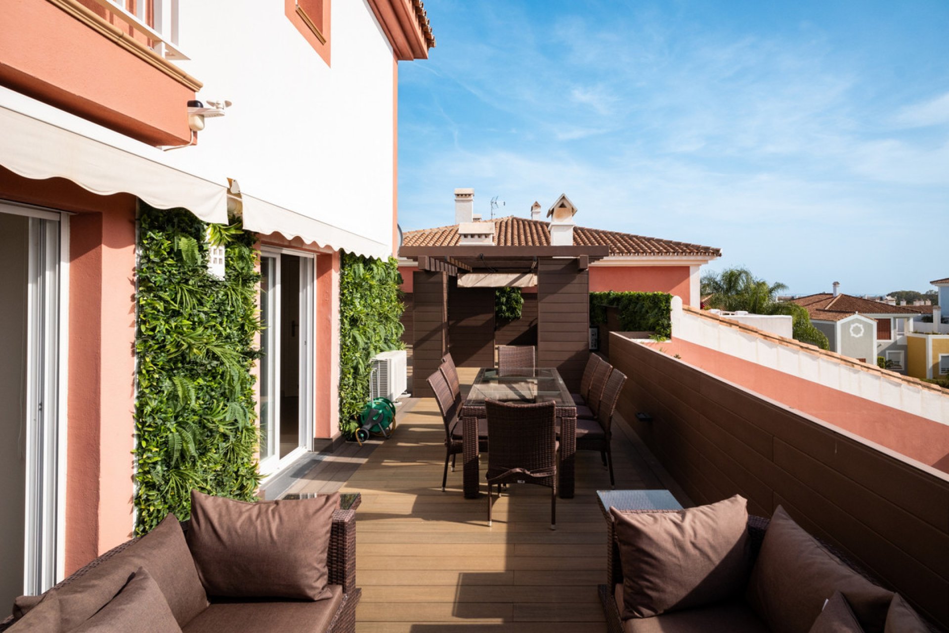 Resale - Apartment - Penthouse - Estepona - Estepona Centro