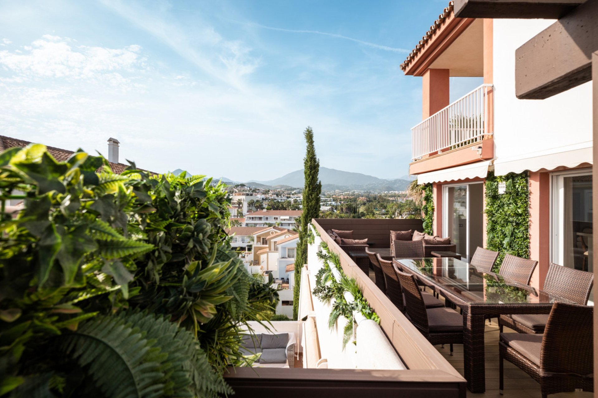 Resale - Apartment - Penthouse - Estepona - Estepona Centro