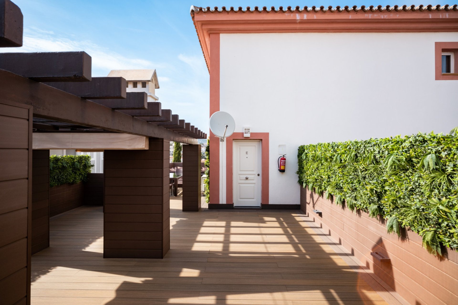 Resale - Apartment - Penthouse - Estepona - Estepona Centro