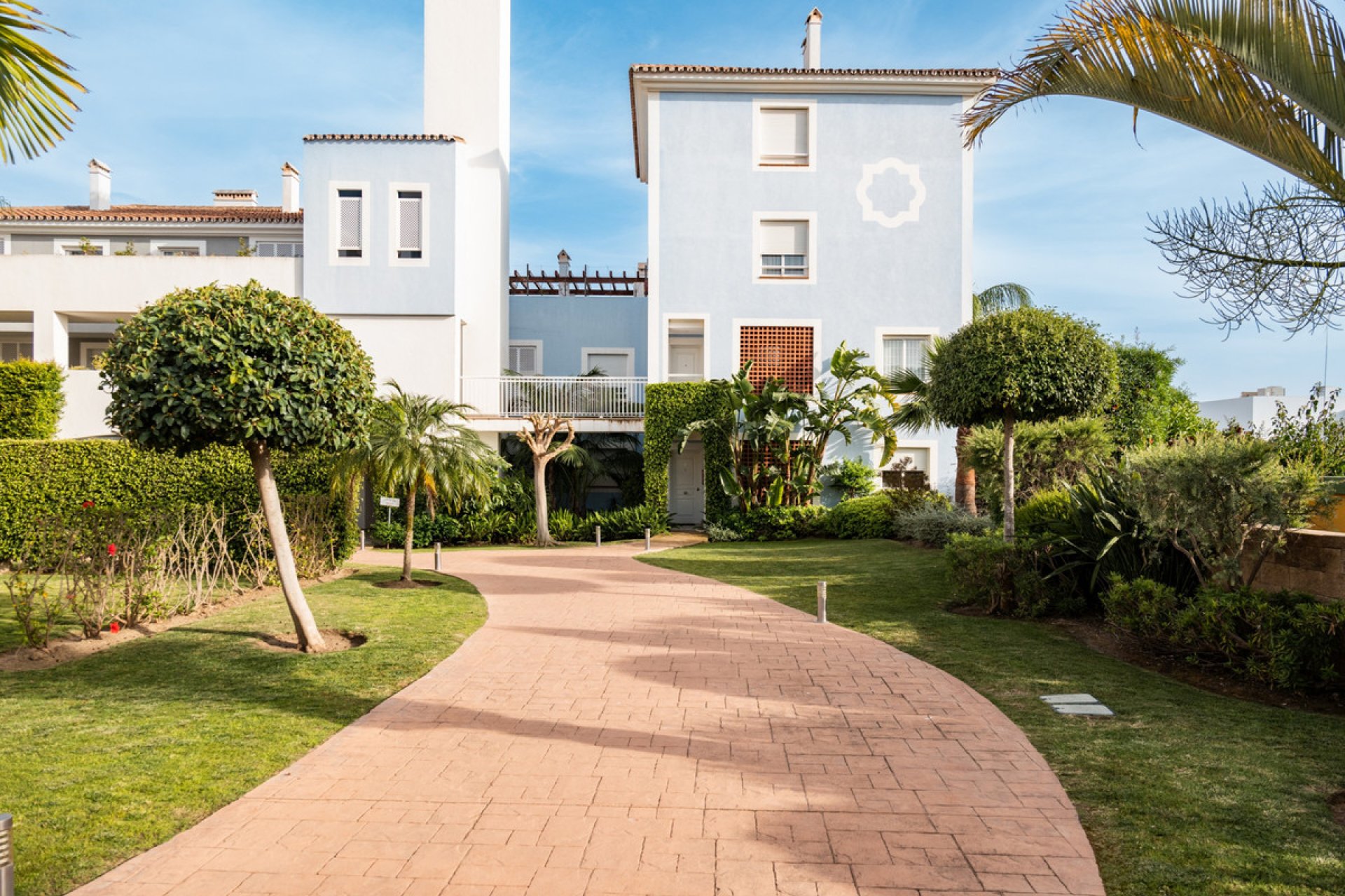 Resale - Apartment - Penthouse - Estepona - Estepona Centro