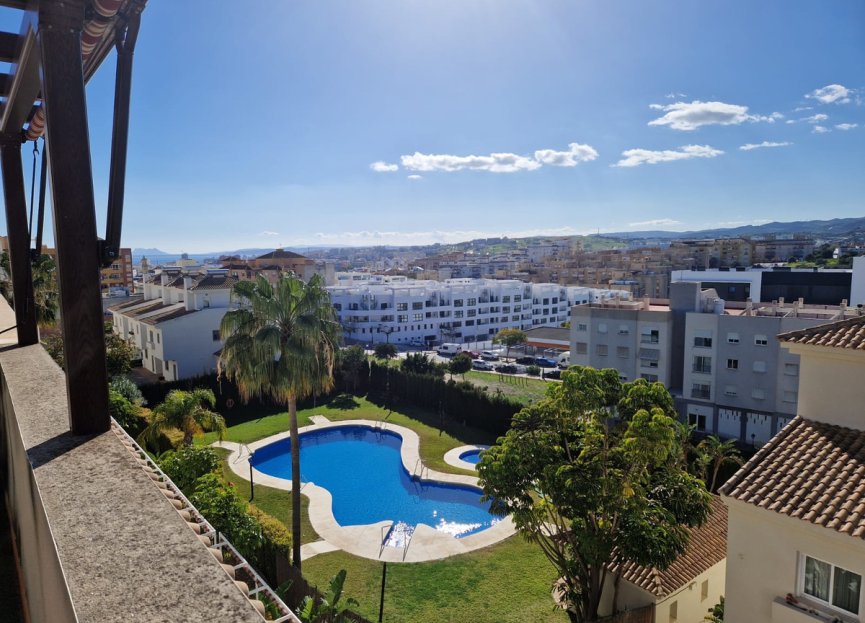 Resale - Apartment - Penthouse - Estepona - Estepona Centro