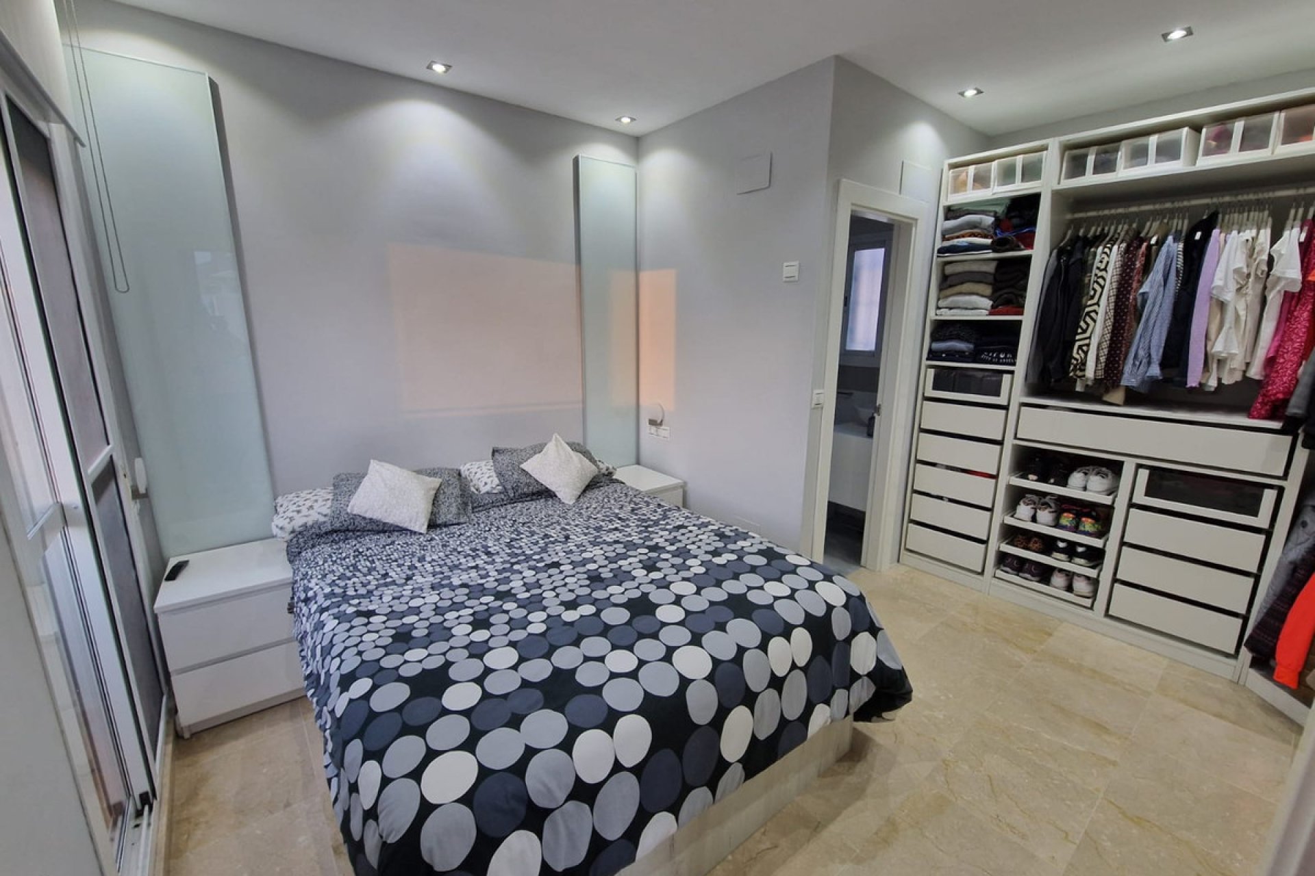 Resale - Apartment - Penthouse - Estepona - Estepona Centro