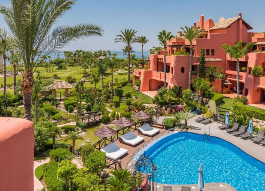 Resale - Apartment - Penthouse - Estepona - Estepona Centro