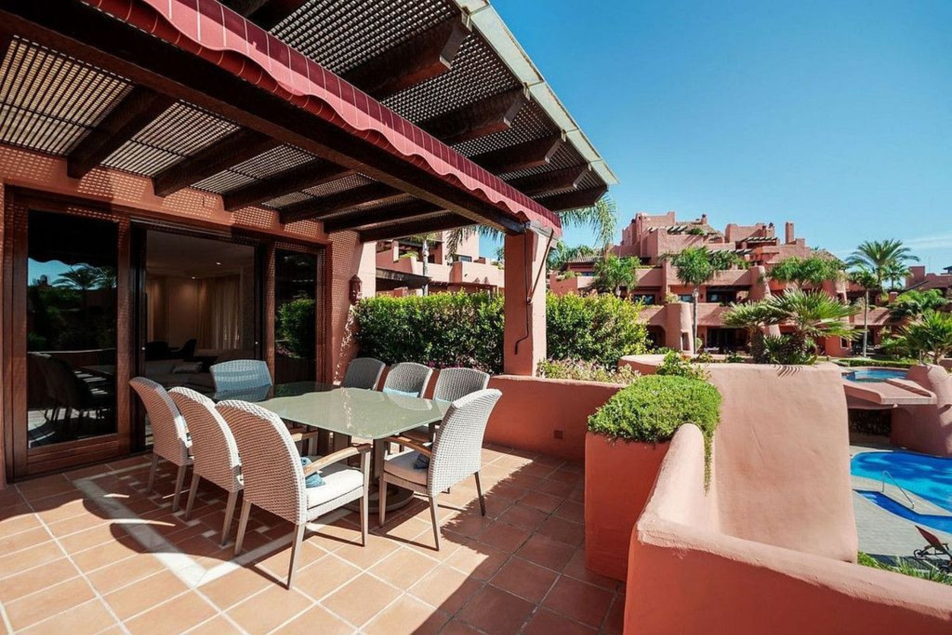 Resale - Apartment - Penthouse - Estepona - Estepona Centro