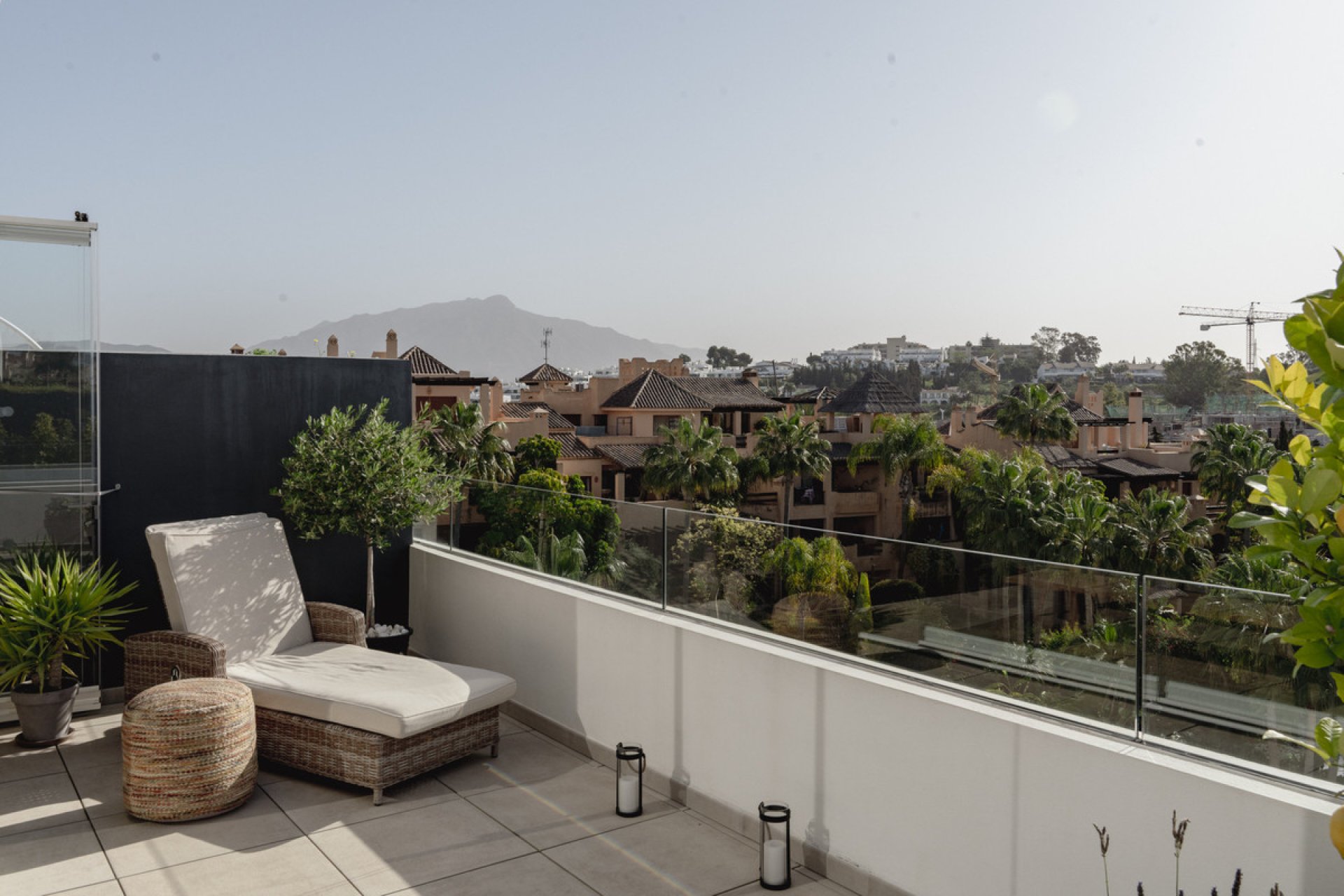 Resale - Apartment - Penthouse - Estepona - Estepona Centro